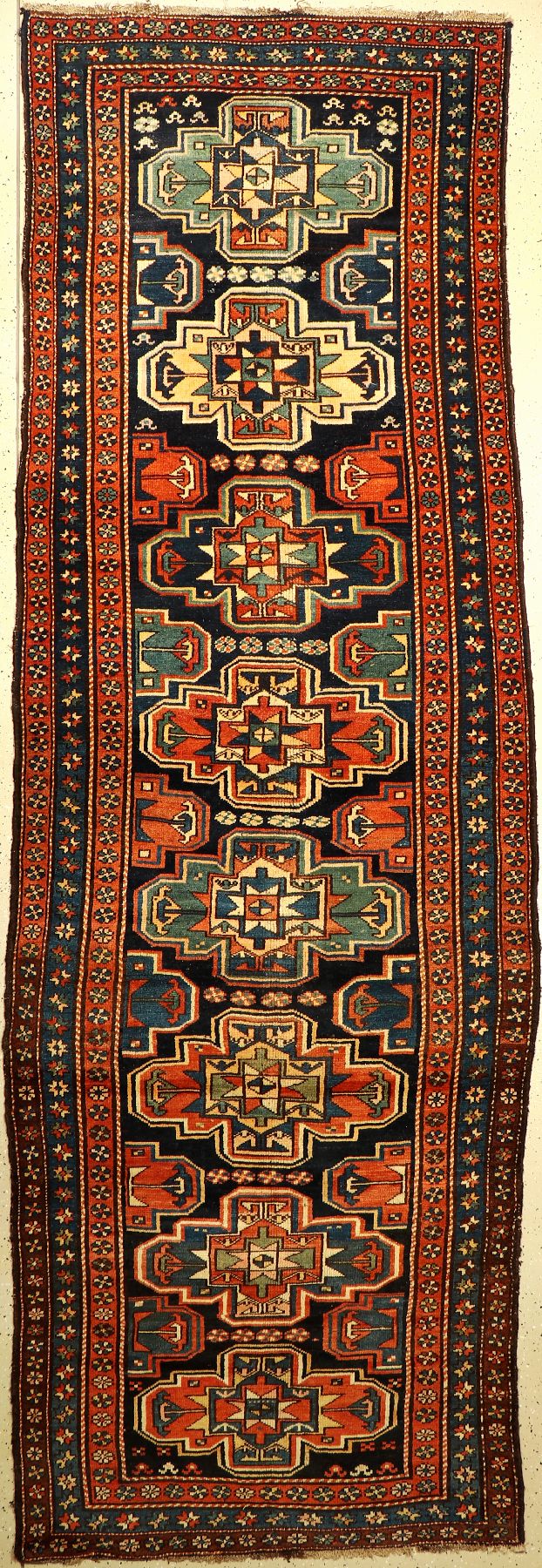 Westpersischer Teppich alt, Persien, Turkmen Güls, um 1930, Wolle auf Wolle, ca. 362 x 114 cm, EHZ: 3