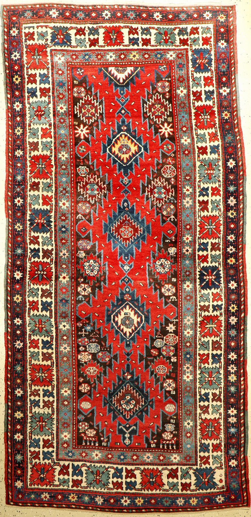 Karabagh antik, Kaukasus, um 1900, Wolle auf Wolle, ca. 273 x 132 cm, EHZ: 2-3