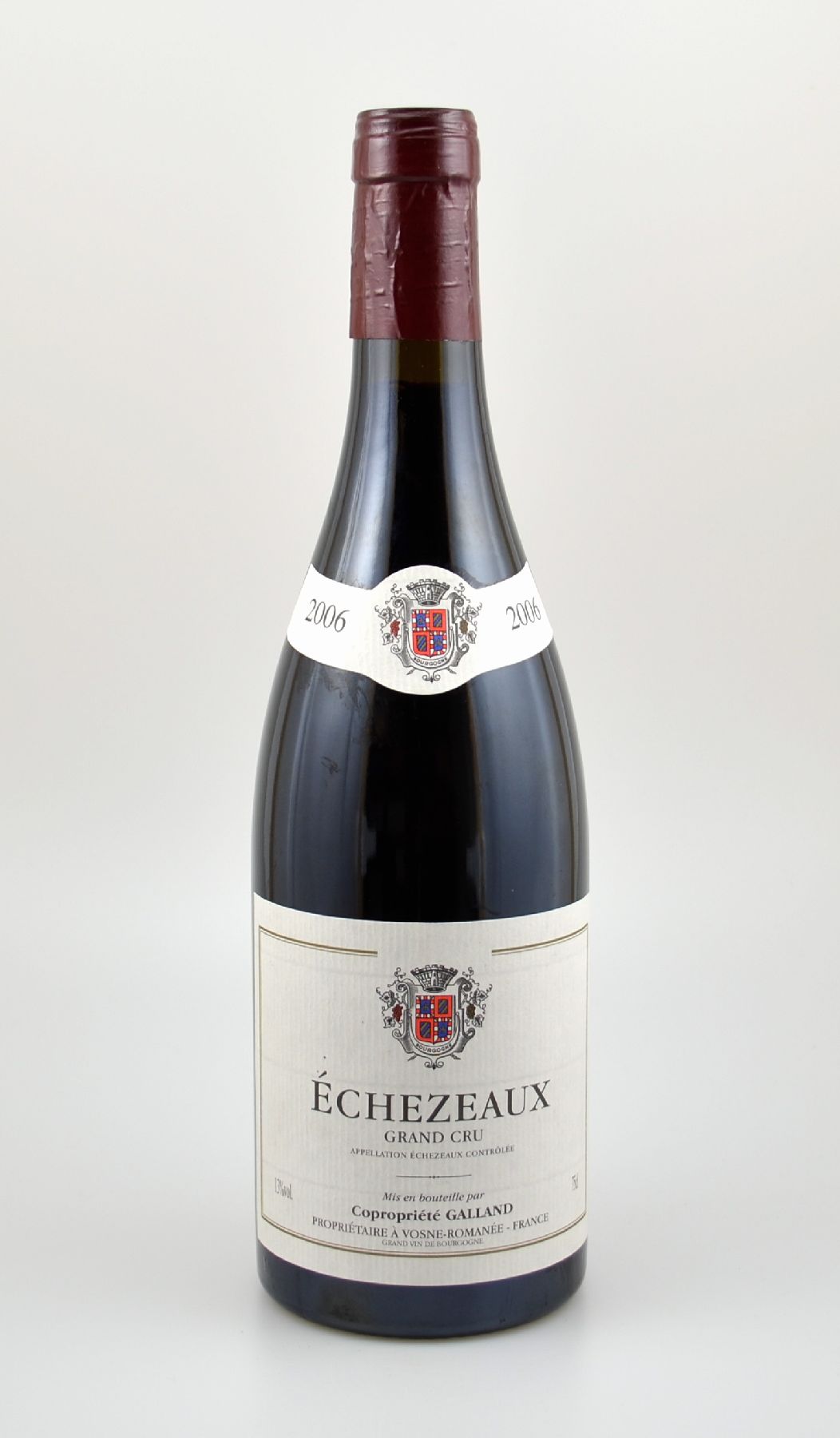 1 Flasche 2006 Echezeaux Grand Cru, Copropriete Galland, Vosne-Romanee, ca. 75 cl,13 % Vol., Abstand zwischen Kapsel und Wein: ca. 1,5 cm, unverkostet