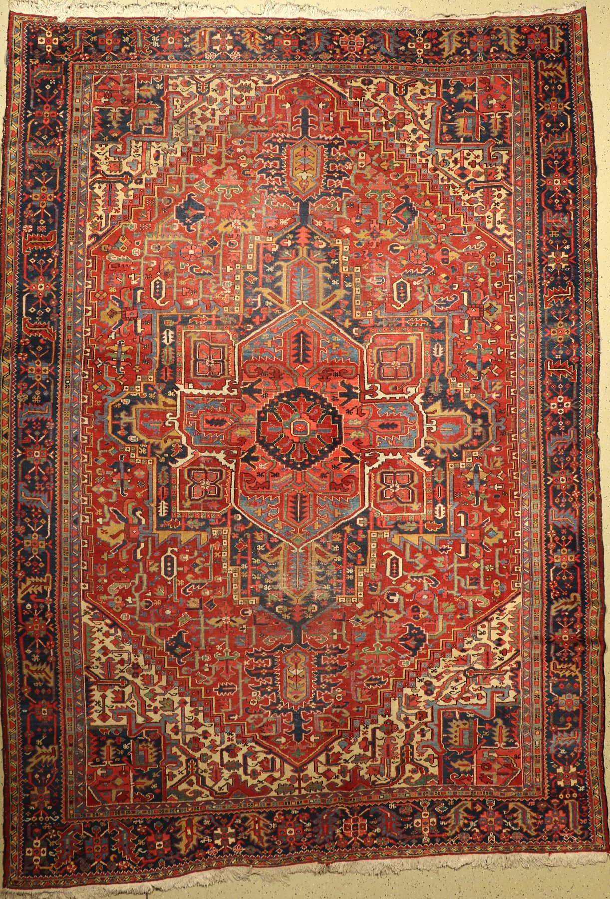 Heriz alt, Persien, um 1930, Wolle auf Baumwolle, ca. 405 x 290 cm, EHZ: 4