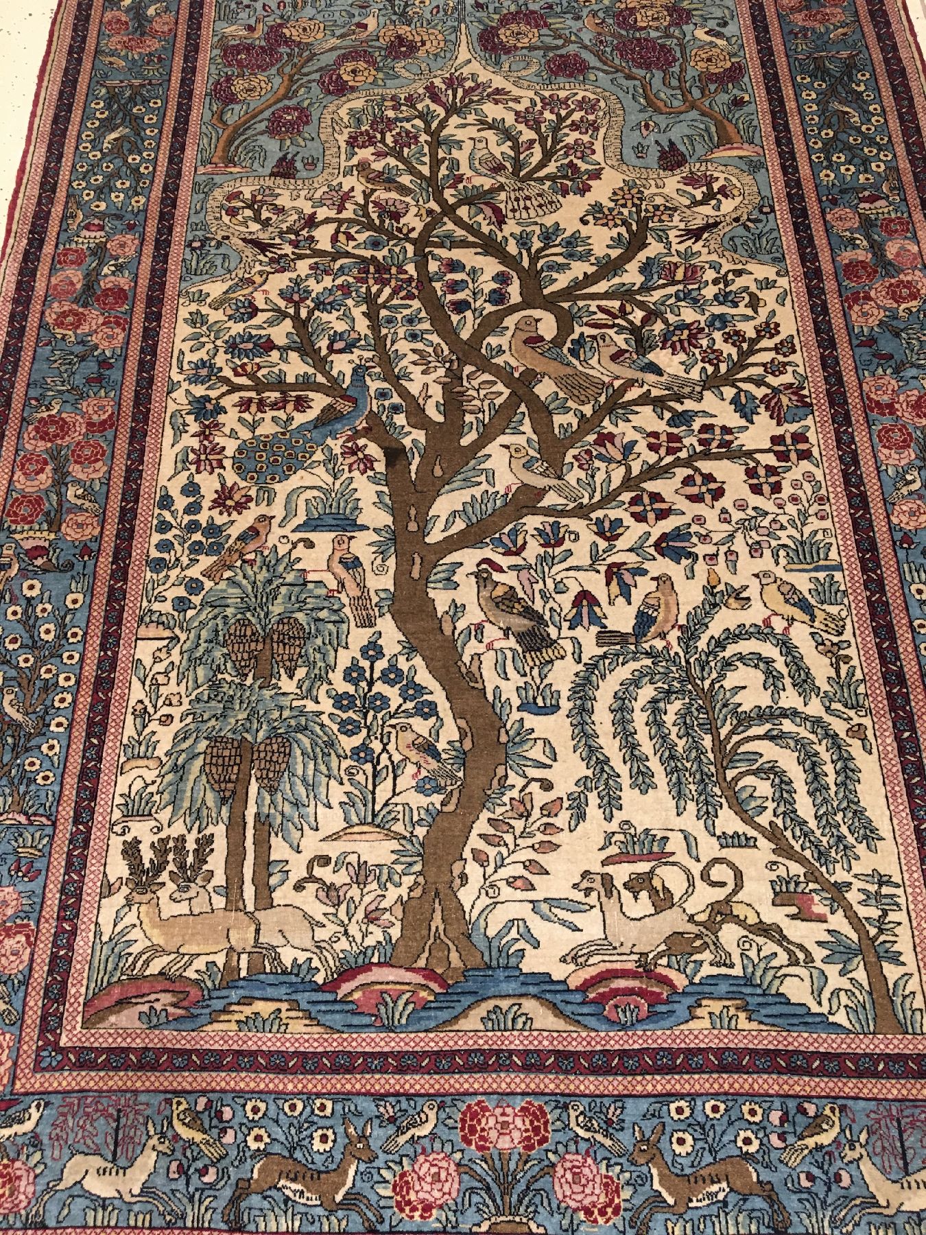 Detail a: Feiner und seltener Esfahan "Ahmad" (Part- Silk) antik (Lebensbaum), Zentralpersien, Ende 19.Jhd., Korkwolle mit Seide geknüpft auf ...