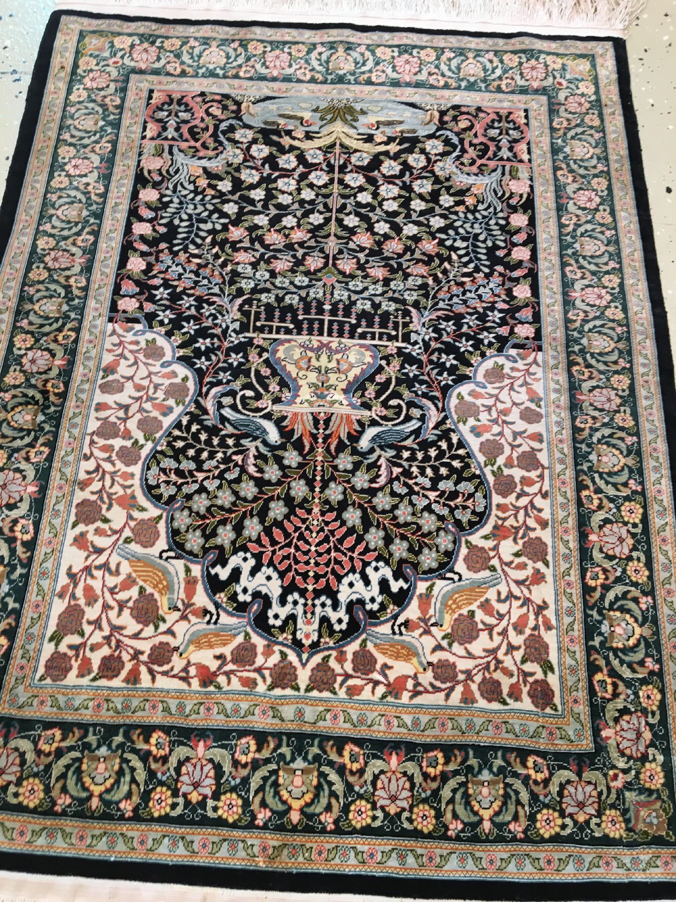 Detail b: Sehr feiner Seiden Hereke "14x14 Knotung" alt (Signiert), Türkei, um 1960, reine Naturseide. Hochfeiner Seiden Hereke mit ca. 2 Mil. ...