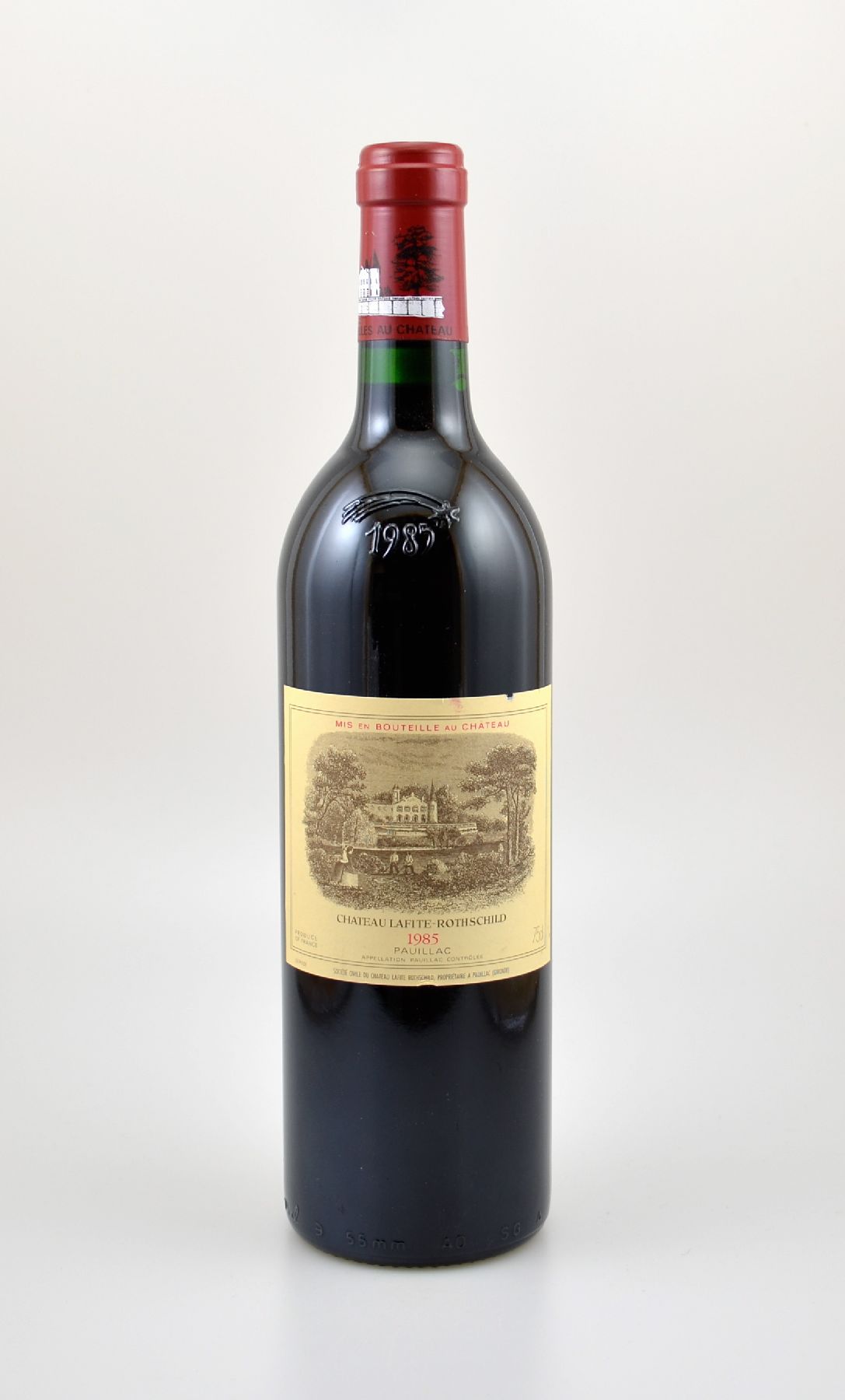 1 Flasche 1985 Chateau Lafite Rothschild, Pauillac, Premier Grand Cru Classe, ca. 75 cl, Füllstand: ca. into neck, hervorragender Erhaltungszustand, ...
