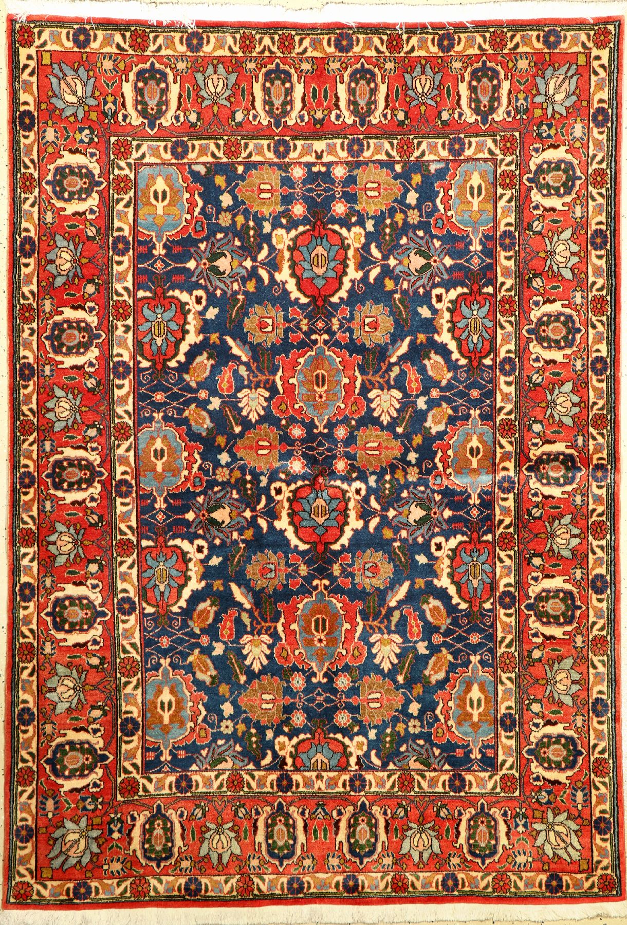 Veramin alt, Persien, ca. 50 Jahre, Wolle auf Baumwolle, ca. 208 x 145 cm, EHZ: 2 (fachkundig gereinigt).