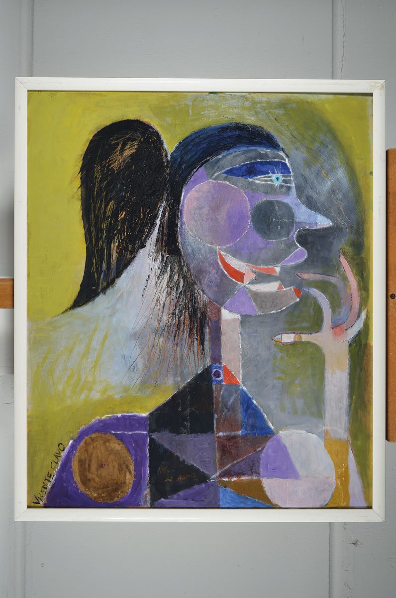 Detail k: Vincente Clavo, 1923 Madrid - 1994 Balearen, Las redes, Acryl auf Papier,li. u. signiertArcyl auf Holz, Mujer, 1980, Papier, 72 x 60 cm, Rahmen 73 x ...