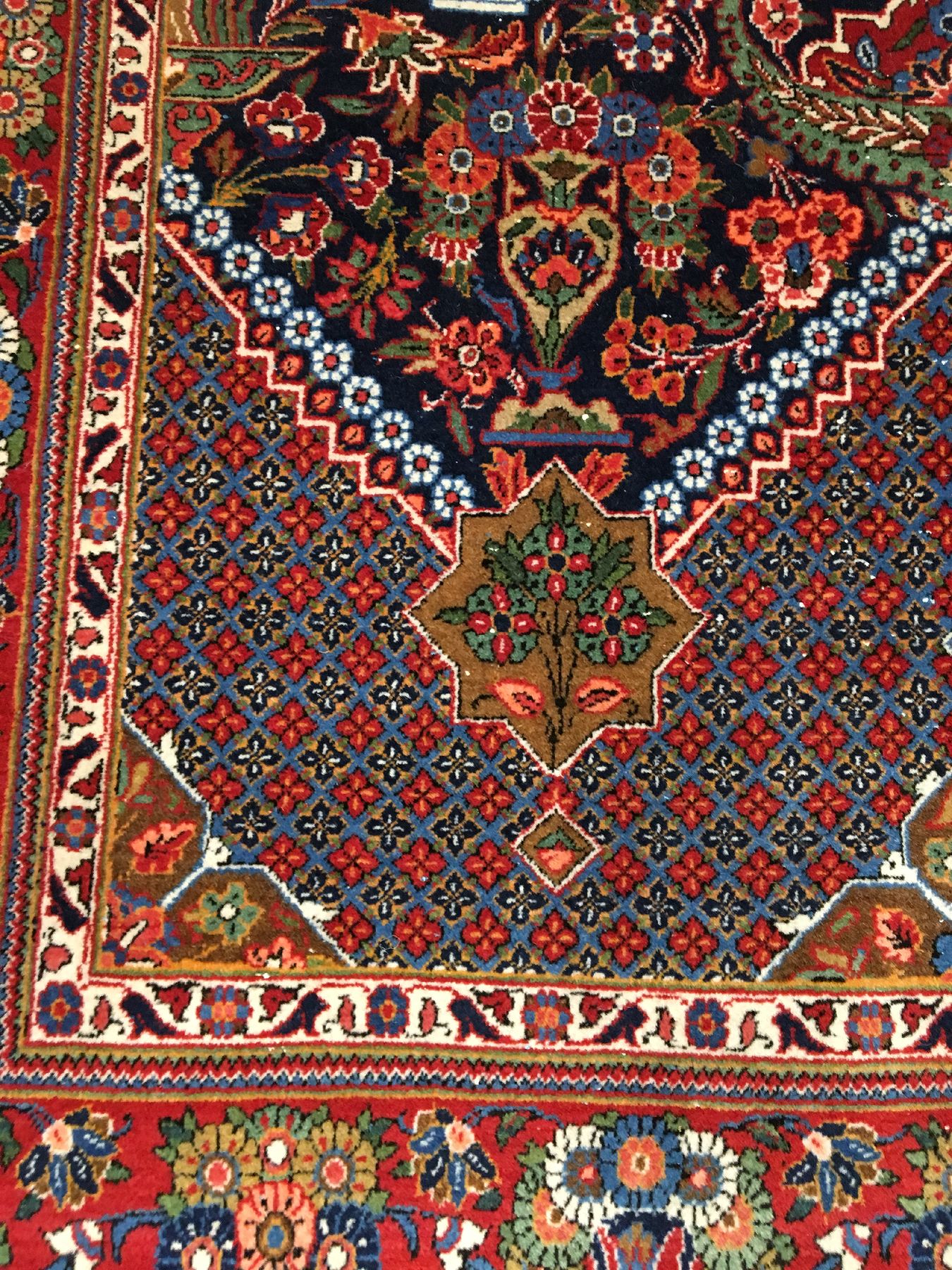 Detail d: Feiner Keschan Kork alt (Hadji-Khanumi Design), Zentralpersien, um 1930, Korkwolle geknüpft auf Baumwolle. Kork Keschan im sogenannten ...