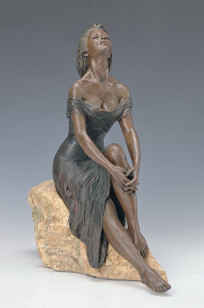 Manuel Vidal geb. 1953, Metallskulptur, weibliche Akt, sign., Vidal, Monogram. gesamth ca. 35 cm