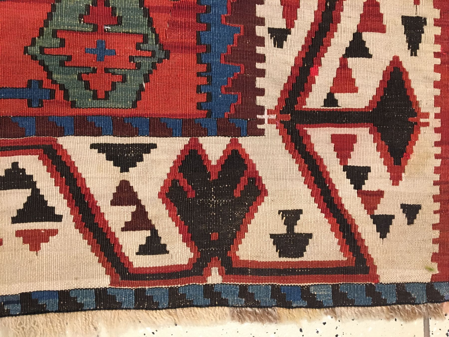 Detail h: Großer Kuba "Kelim" antik, Ostkaukasus, Ende 19.Jhd., Wolle gewebt auf Wolle. Dekorativer Kelim aus der Kuba-Region im selten großen ...