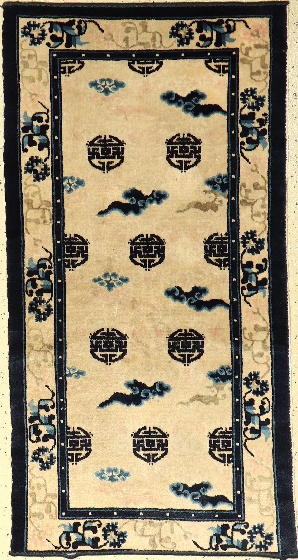 Ning-Hsia antik, China, Ende 19.Jhd., Wolle auf Baumwolle, EHZ: 4, sehr seltenes Muster, original Format, ca. 133 x 70 cm, Sammlerstück.