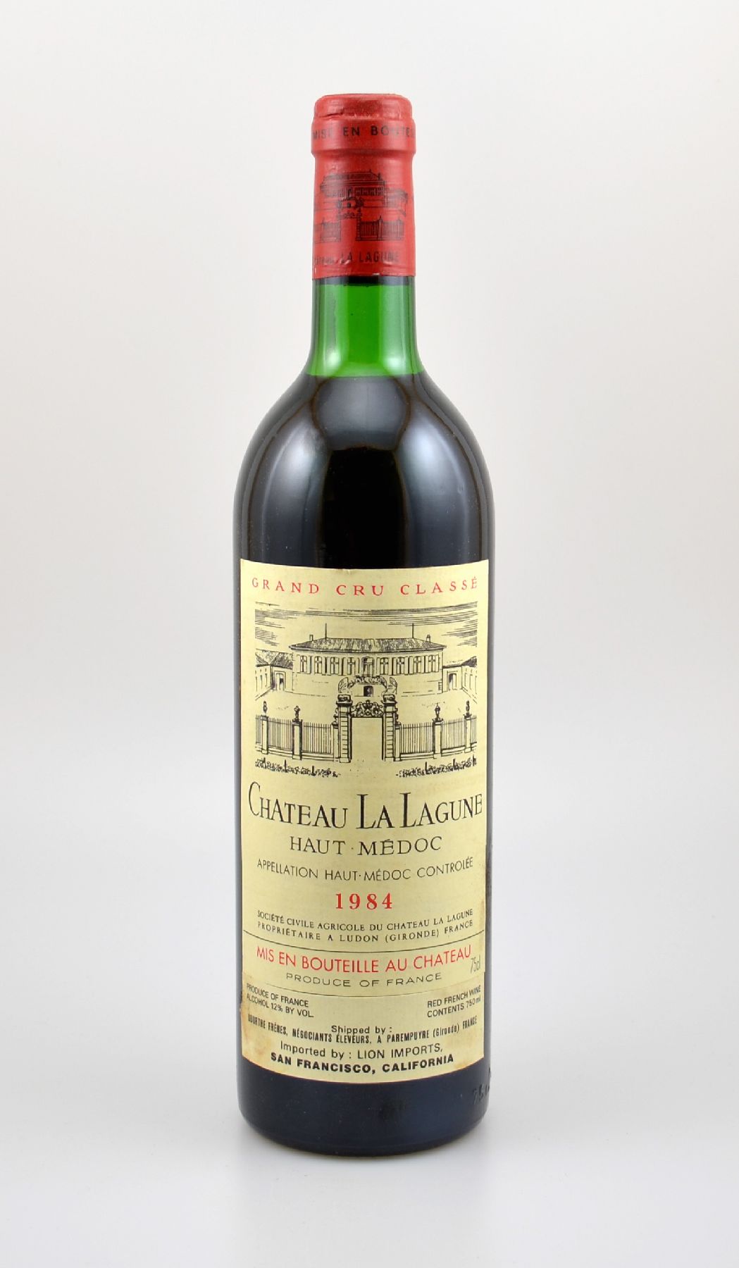 12 Flaschen 1984 Chateau La Lagune, Haut-Medoc, je ca. 75 cl, 12 % Vol., Füllstände: upper mid shoulder bis top shoulder, Etiketten l. beschmutzt, ...