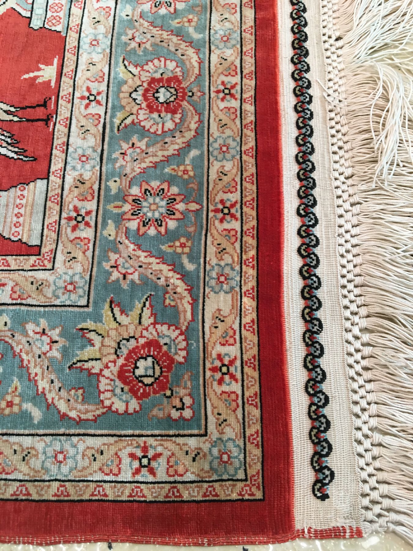 Detail d: Sehr feiner Seiden Hereke "14x14 Knotung" alt (Signiert), Türkei, um 1970, reine Naturseide. Hochfeiner Seiden Hereke mit ca. 2 Mil. ...