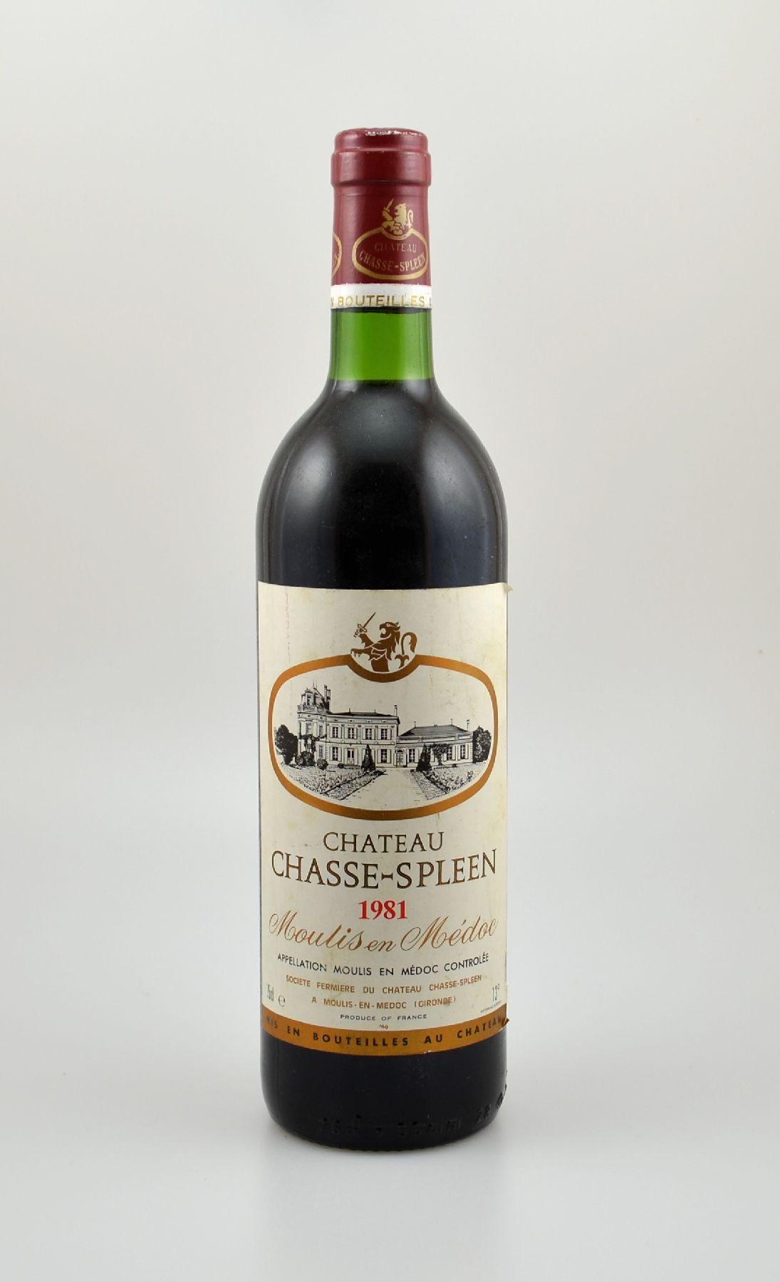 1 Flasche 1981 Chateau Chasse-Spleen, Moulin en Medoc, 13 % Vol., Füllstand: ca. topshoulder, Etikett l. beschmutzt, unverkostet
