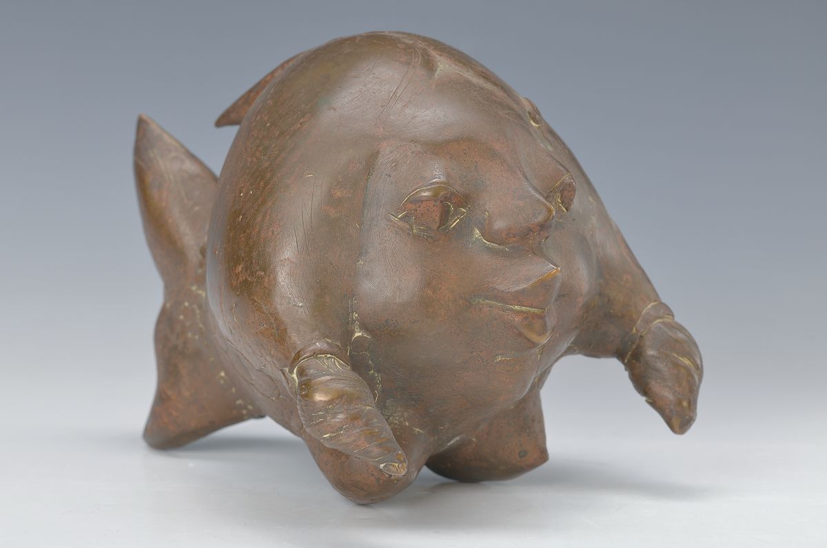 Gernot Rumpf, geb. 1941, Fischtochter, Bronzeskulptur, sign., monogramm., ca. 17x19x16 cm