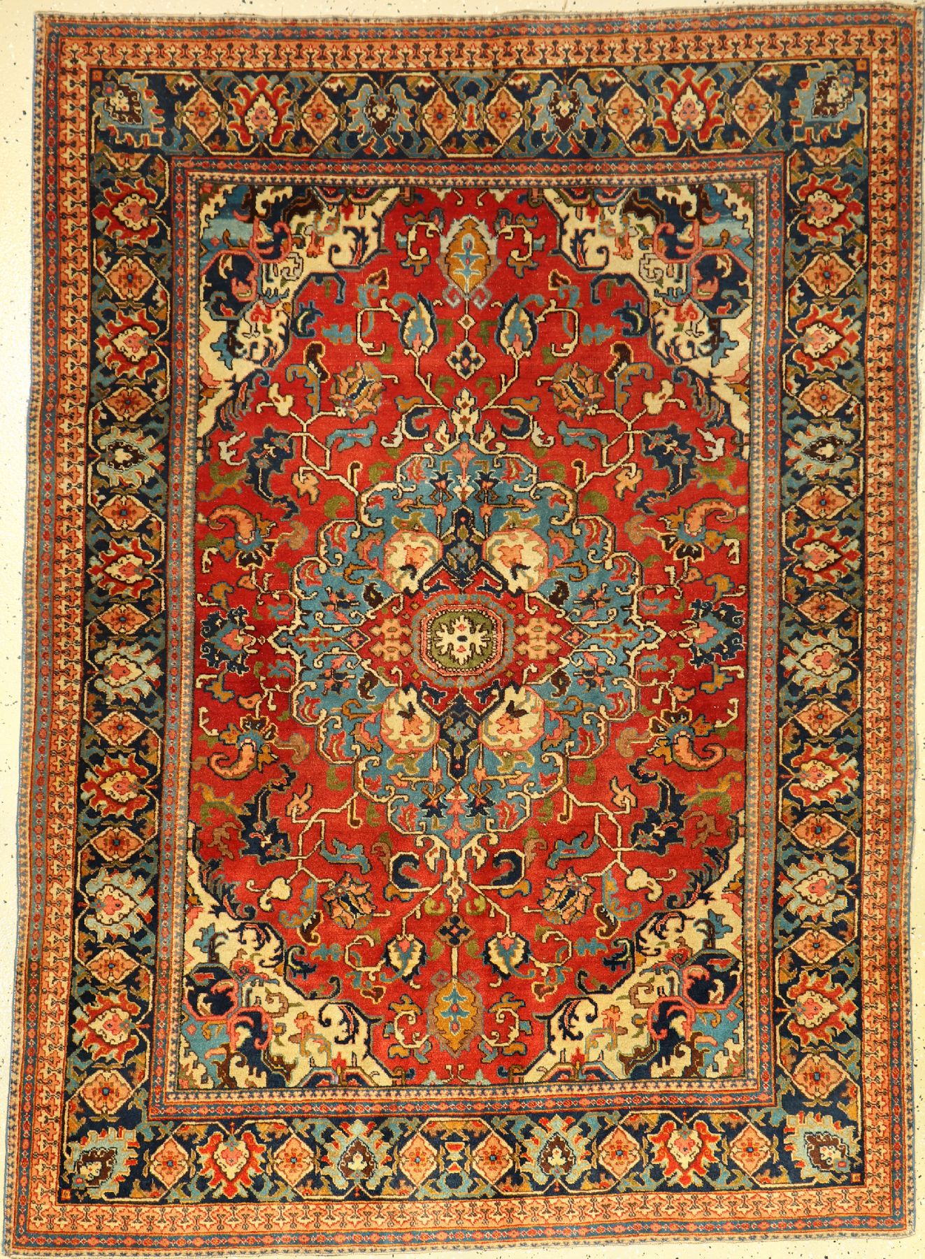 Täbriz alt, Persien, um 1930, Korkwolle, ca. 191 x 140 cm, EHZ: 3