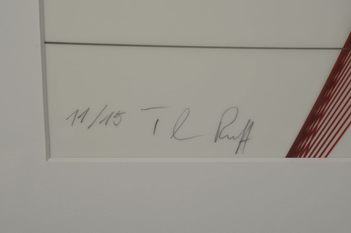 Detail a: Thomas Ruff, geb. 1958, Zycles, Ditoneprint auf transparenter Polyesterfolie, handsigniert und num. 11/15 aus 2014, Blattgr. 100 x 80 cm, Rahmen: 130 ...
