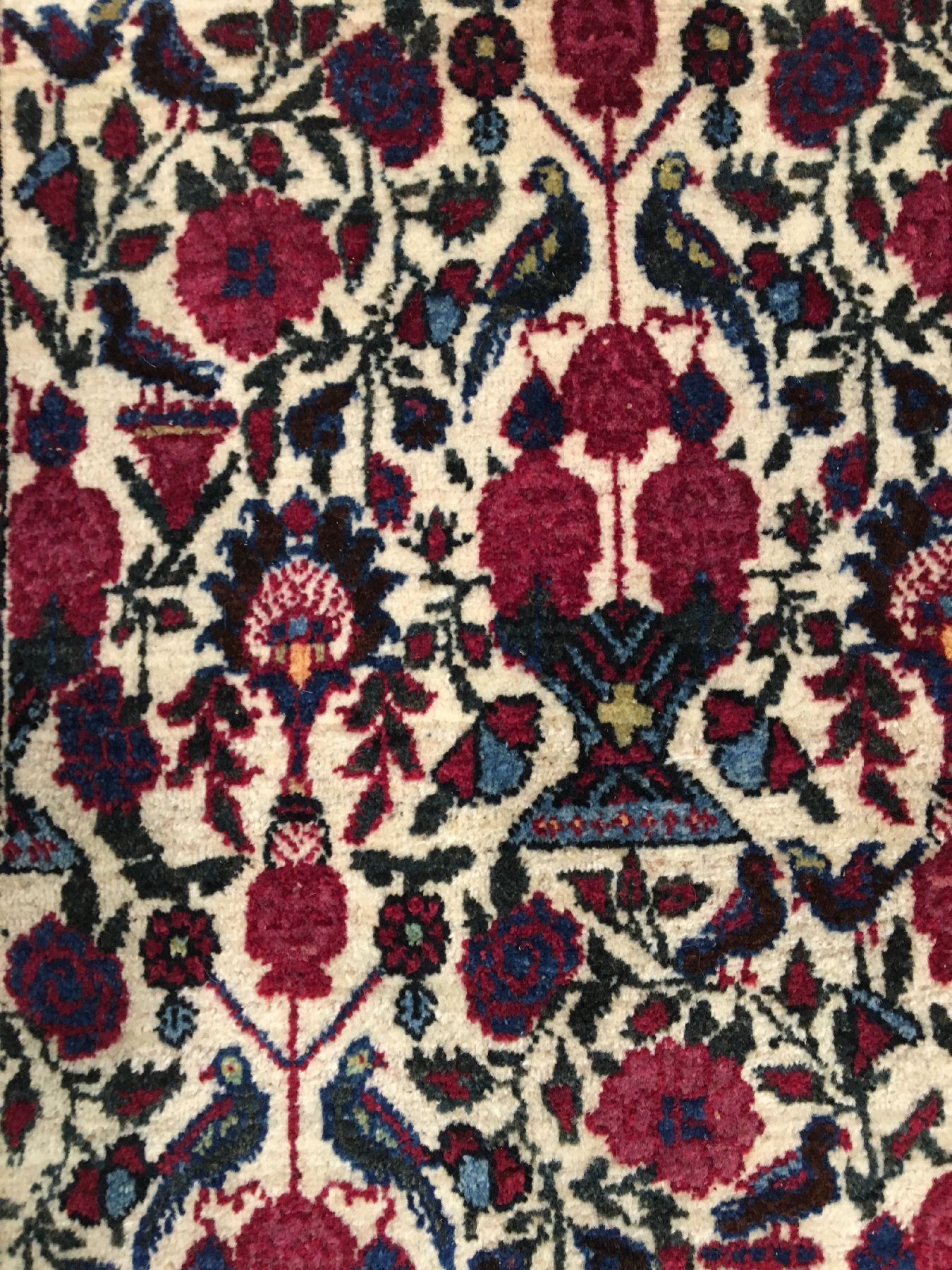 Detail c: Teheran "Zili-Sultani" antik, Zentralpersien, um 1900, Korkwolle geknüpft auf Baumwolle. Feiner Teheran mit Zili-Sultani allover Muster ...