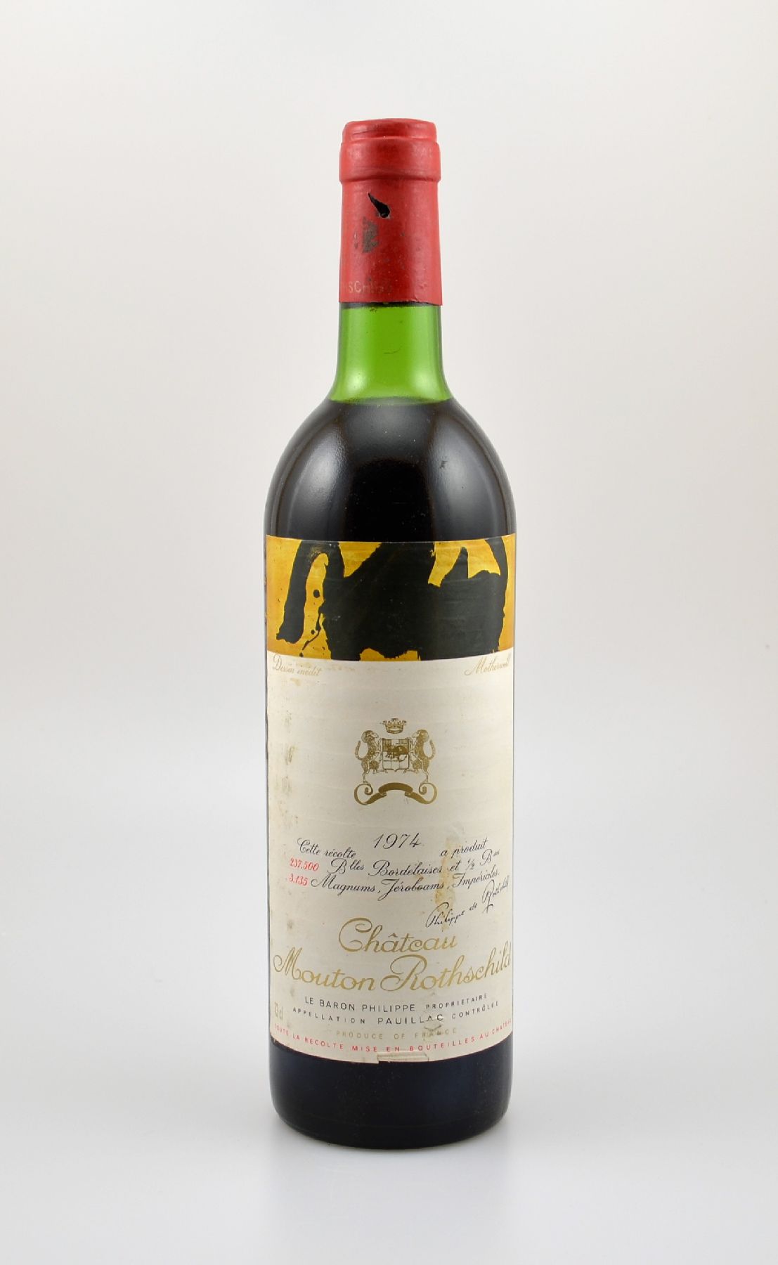 1 Flasche 1974 Chateau Mouton Rothschild, Pauillac, Premier Grand Cru Classe, ca. 73 cl, Füllstand: ca. top shoulder, Etikett l. beschmutzt, ...