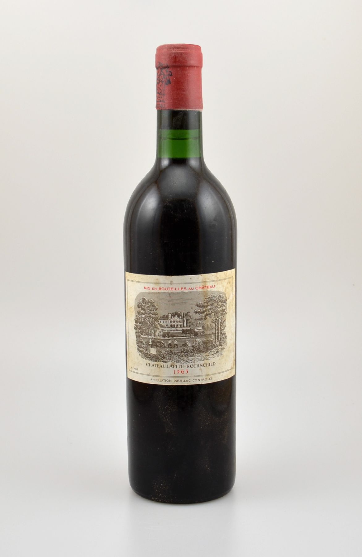 1 Flasche 1965 Chateau Lafite Rothschild, Pauillac, Premier Grand Cru Classe, Füllstand: ca. into neck, Etikett l. beschmutzt, unverkostet, ...