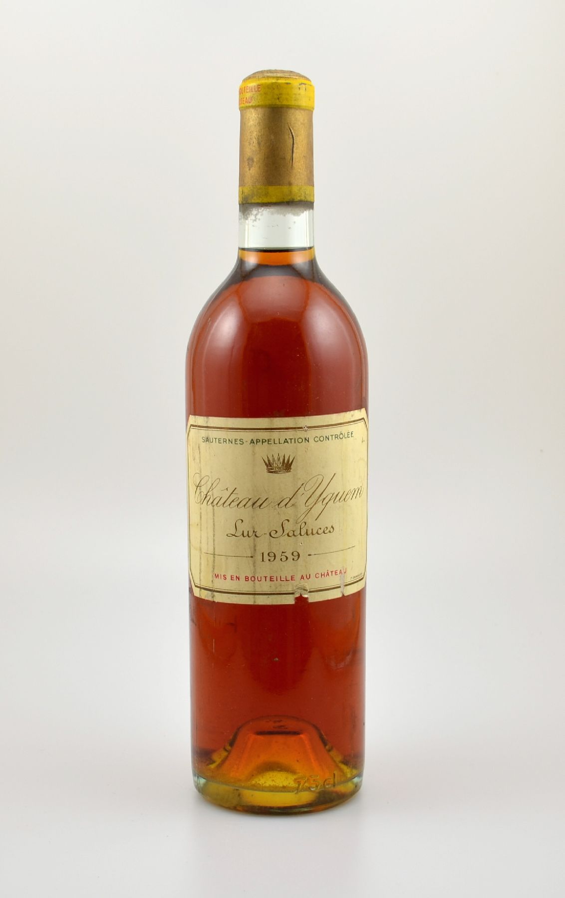 1 Flasche 1959 Chateau d'Yquem, Sauternes, Füllstand: ca. into neck, Etikett beschmutzt, unverkostet, Bewertung: Wine Spectator 97/100 Punkte, ...