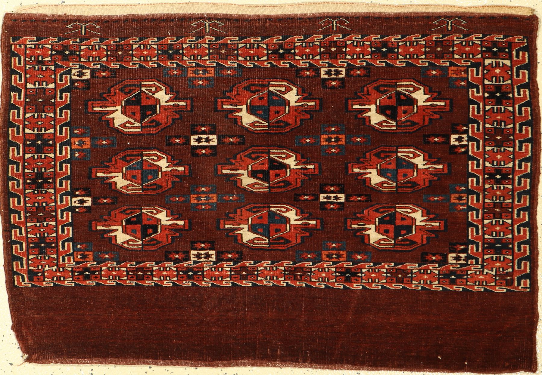 Yomud "Tschowal" alt, Turkmenistan, um 1890, Wolle auf Wolle, ca. 105 x 70 cm, EHZ: 2-3
