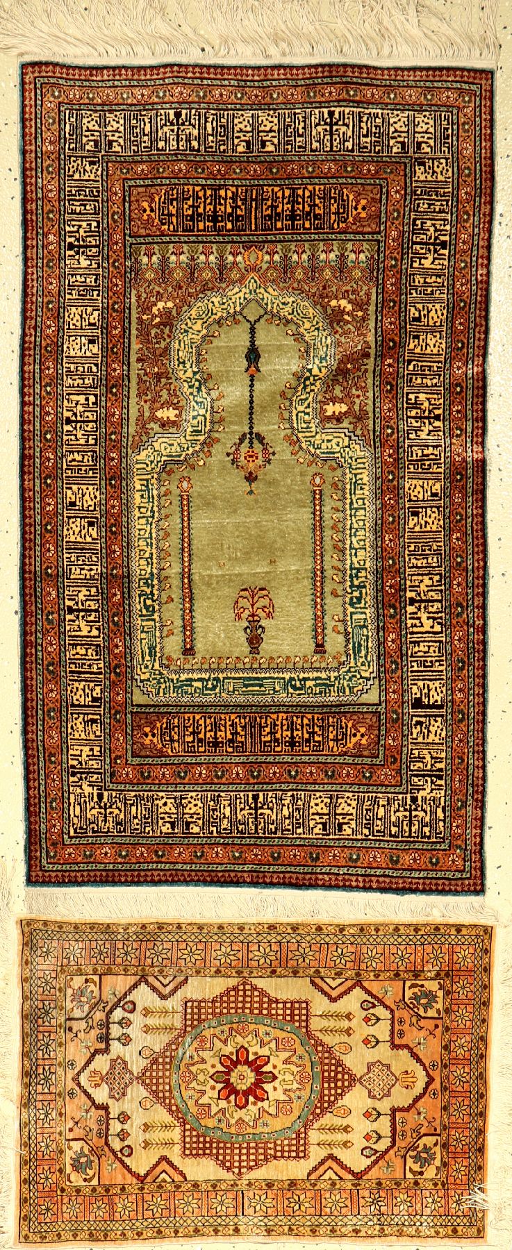 (2 Lots) Kaisery Seide (2x), ca. 50 Jahre, reine Naturseide, 104 x 57 und 58 x 41 cm, EHZ: 3