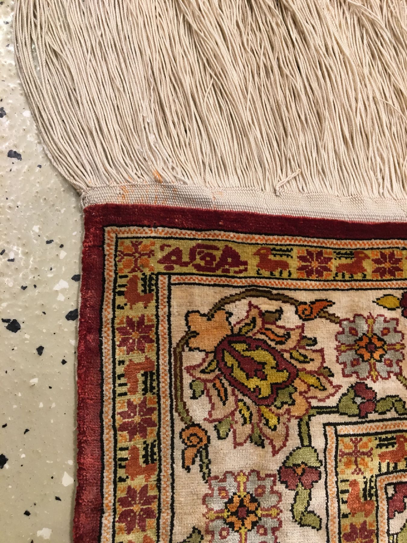 Detail e: (2 Lots) 2x Seiden Hereke alt, Türkei, um 1960, reine Naturseide. Feine Qualitäten, ca. 71 x 53 cm, ca. 78 x 54 cm, EHZ: 2-3.