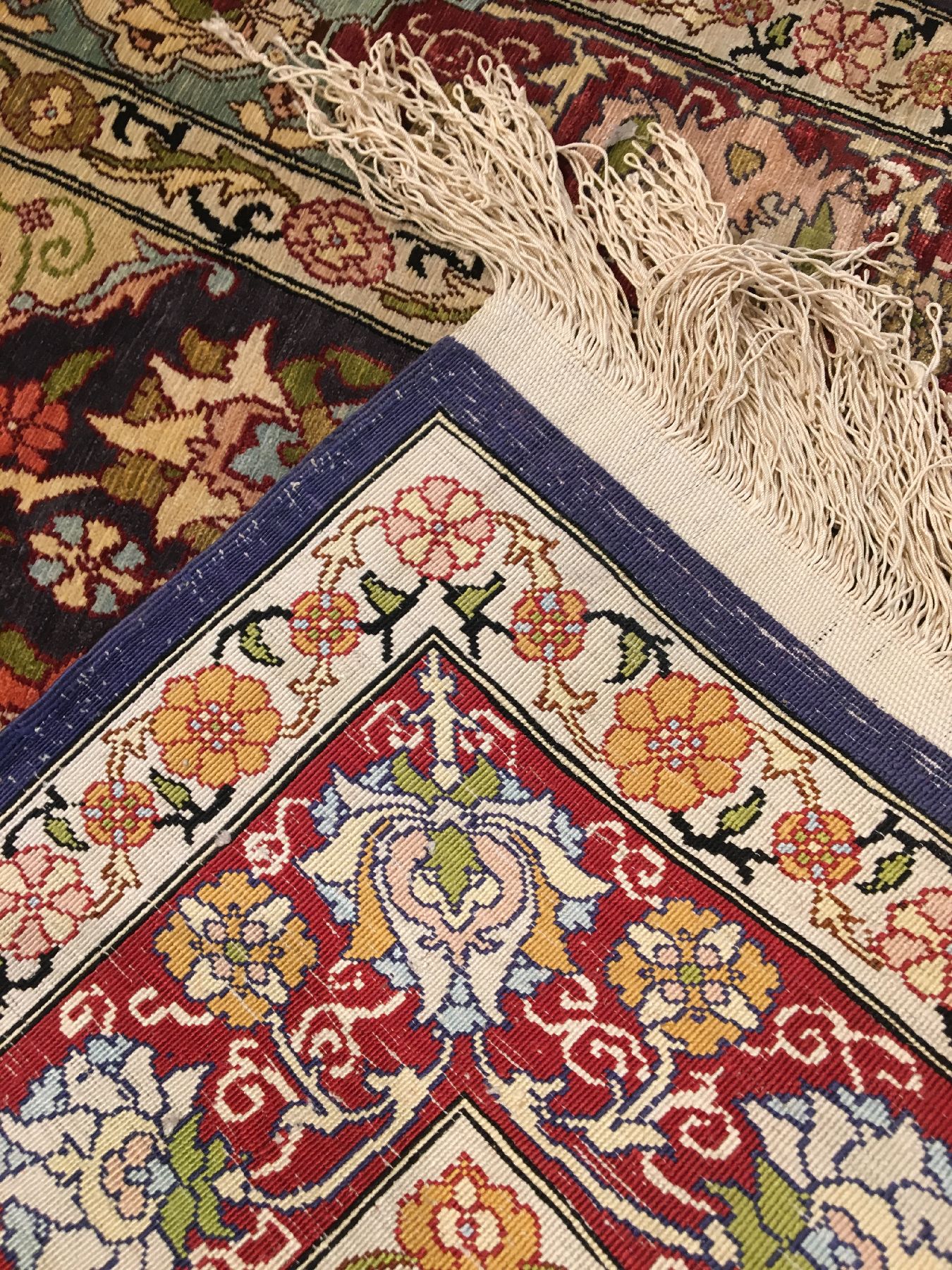 Detail i: (2 Lots) 2x Seiden Hereke alt, Türkei, um 1960, reine Naturseide. Feine Qualitäten, ca. 71 x 53 cm, ca. 78 x 54 cm, EHZ: 2-3.