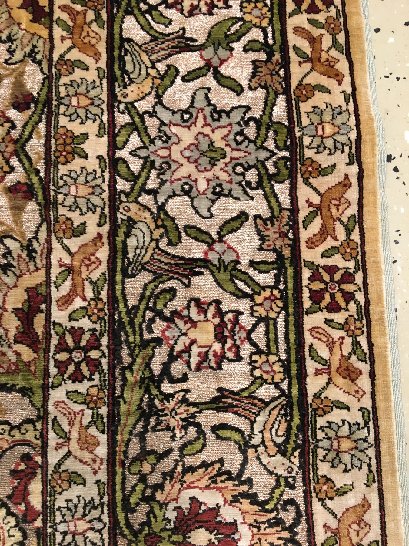 Detail g: Feiner metallbroschierter Seiden Hereke "Özipek" alt (Signiert), Türkei, um 1950/1960, reine Naturseide mit metallbroschierten Grund. ...