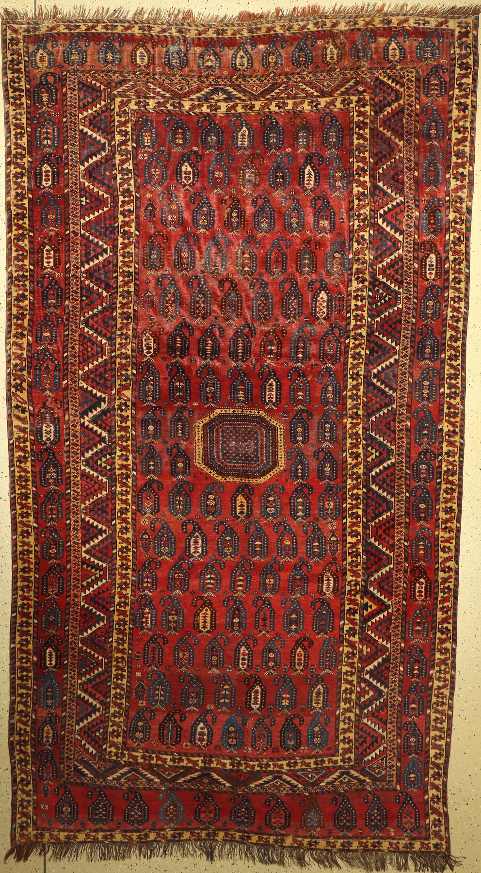 beshir Hauptteppich antik, Turkmenistan, 19Jhd, Wolle auf Wolle, ca. 325 x 183 cm, EHZ: 3-4