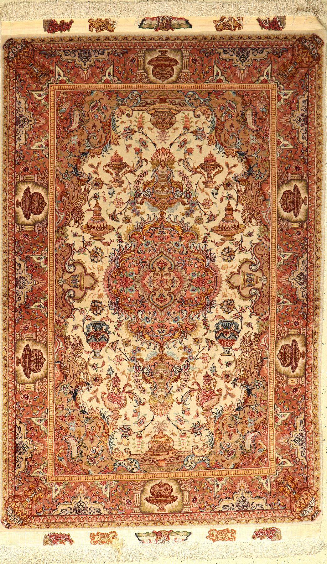 Täbriz "Part-Silk" fein, (60 RAJ), Persien,ca. 30 Jahre, Korkwolle mit und auf Seide, ca.159 x 98 cm, EHZ: 2