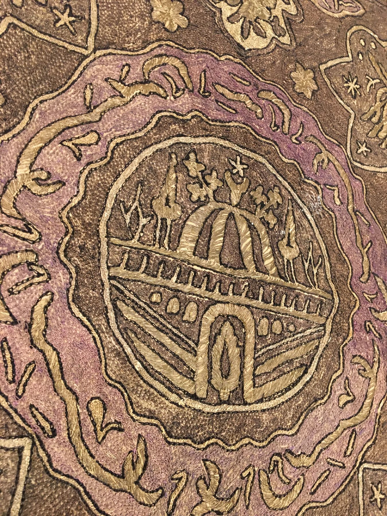 Detail c: Syrische Seiden-Metallstickerei aus der osmanischen-Zeit antik (Tughra), Türkei, Ende 19.Jhd., Seiden Metallstickerei. Hochwertige Handarbeit, ...