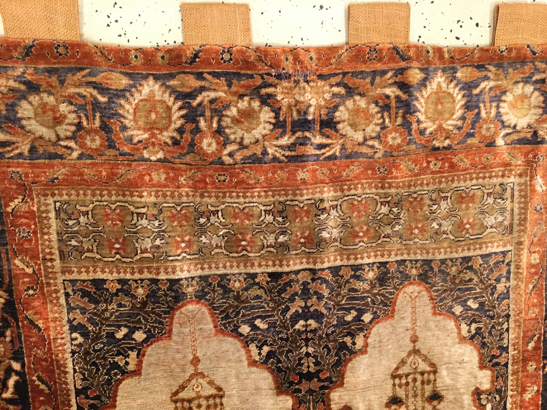 Detail d: Seiden Sivas "Gebetsteppich" antik, Zentralanatolien, 19.Jhd., reine Naturseide. Seltener Anatolischer Seidenteppich mit ...