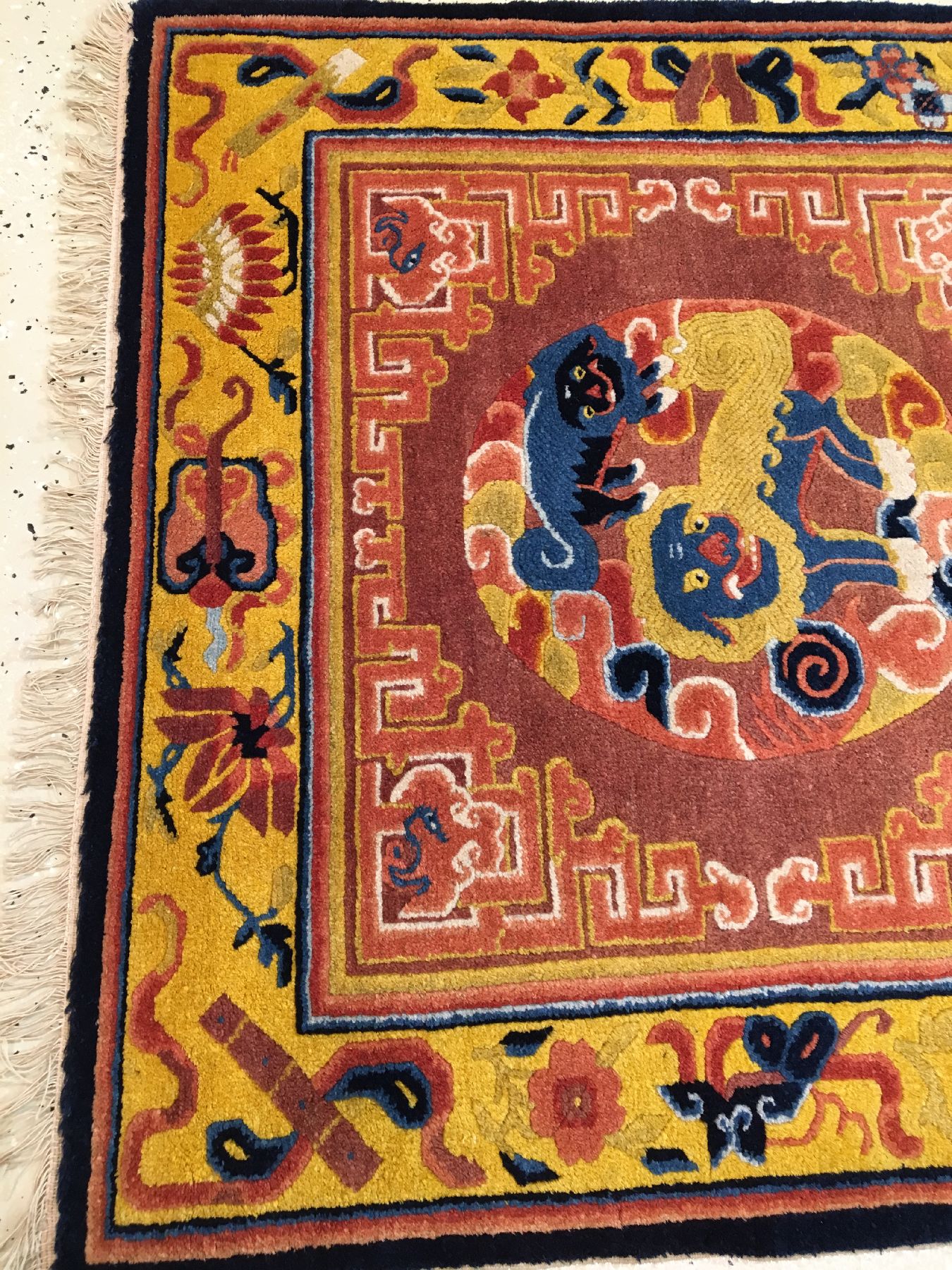 Detail c: Sehr feiner Ning-Hsia "Sitzbankteppich" antik (Fo Hunde), Westchina, 19.Jhd., Korkwolle geknüpft auf Baumwolle. Sehr hochwertiger ...