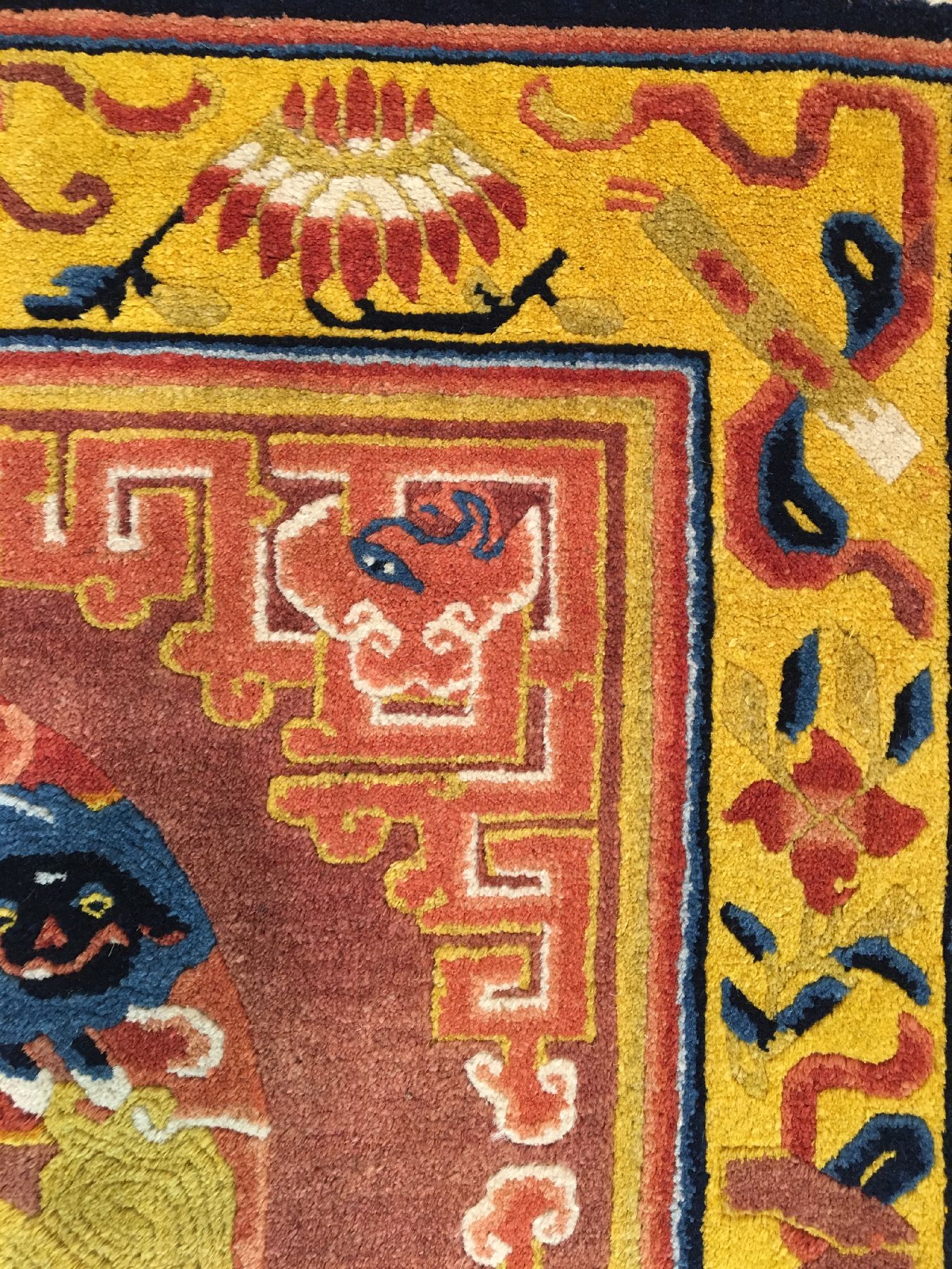 Detail d: Sehr feiner Ning-Hsia "Sitzbankteppich" antik (Fo Hunde), Westchina, 19.Jhd., Korkwolle geknüpft auf Baumwolle. Sehr hochwertiger ...