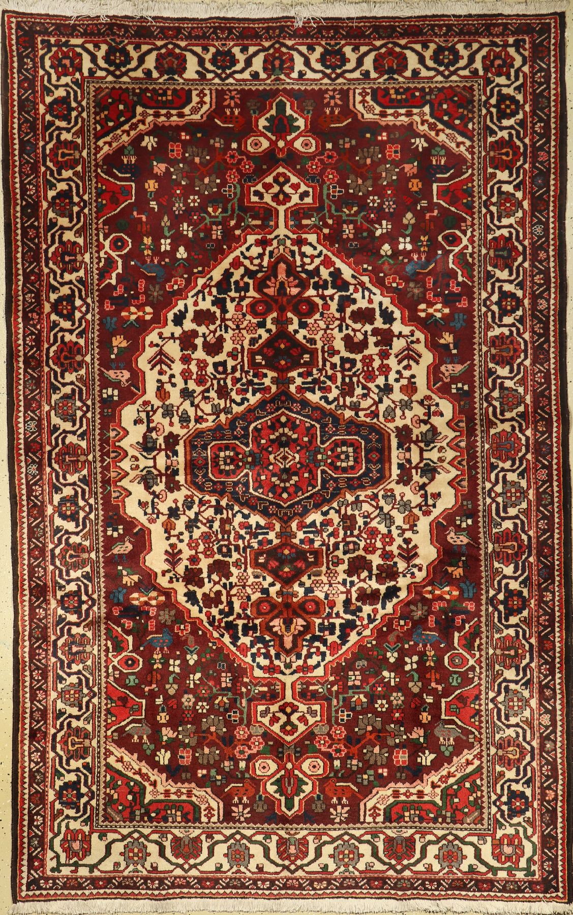 Bachtiar alt, Persien, ca. 40 Jahre, Wolle auf Baumwolle, ca. 270 x 172 cm, EHZ: 3