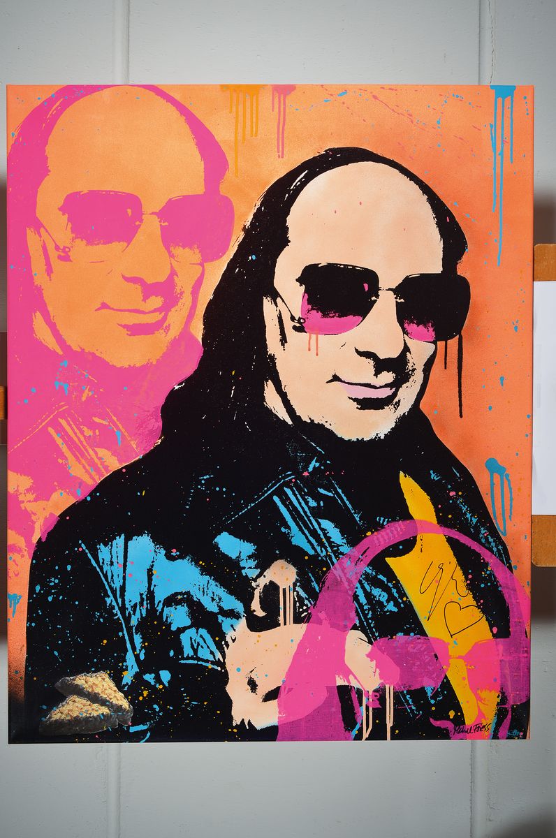 Detail k: Michel Friess, geb. 1970 in Neustadt an der Weinstrasse, schon in der Jugend fühlte er sich zur Street-Art hingezogen und konnte sich später vor ...