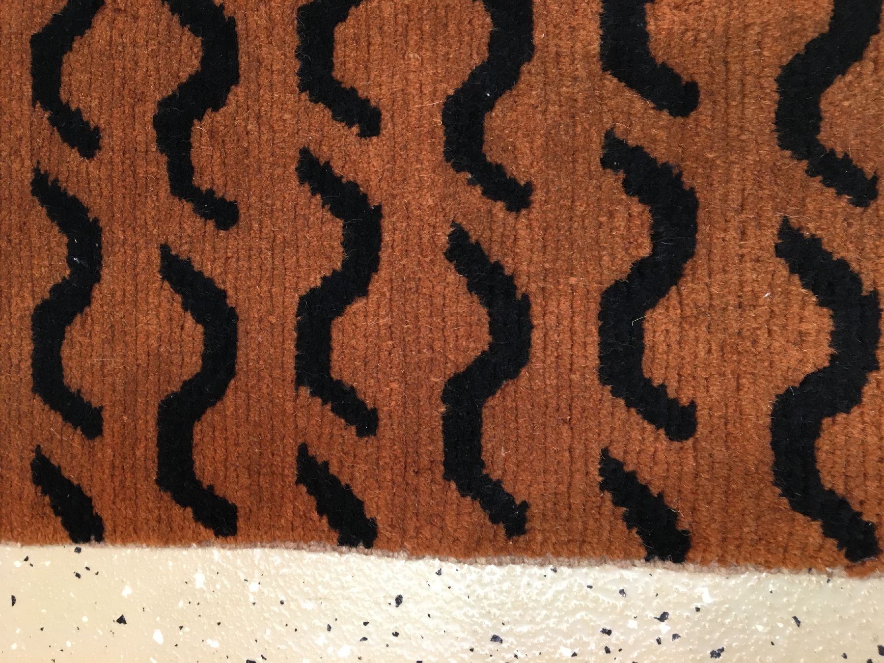 Detail g: Tibetischer "Tigerteppich" alt, Südtibet, um 1950, Wolle geknüpft auf Wolle. Tibetischer Meditationsteppich mit Tigerstreifen Muster. ...
