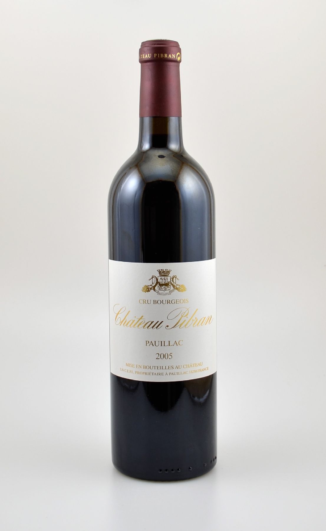 10 Flaschen 2005 Chateau Pibran, je ca. 75 cl, 13,5 % Vol., unverkostet, Füllstände: je ca. into neck, hervorragende Erhaltungszustände, ...