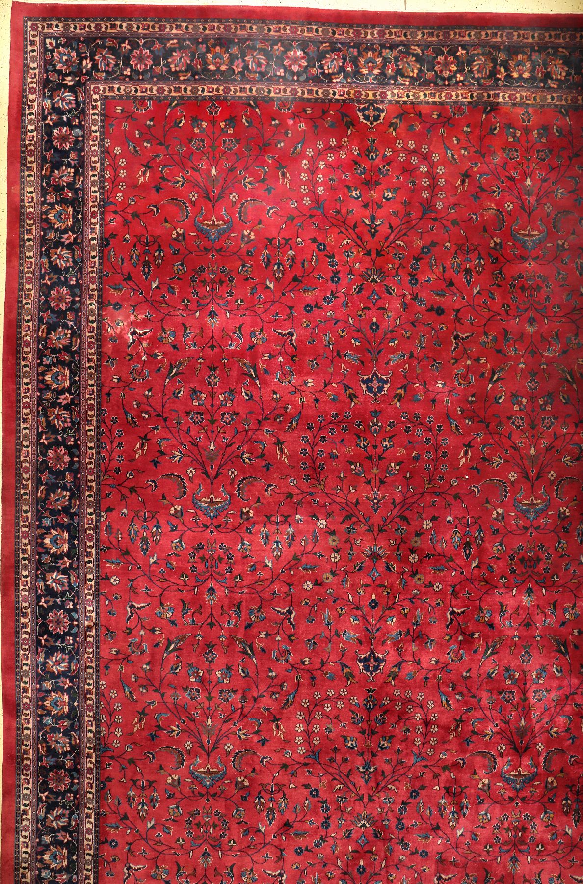 Palastteppich, Türkei, um 1950/60, Wolle auf Baumwolle, ca. 724 x 420 cm, EHZ: 4(Mottenfrass und Flecken)