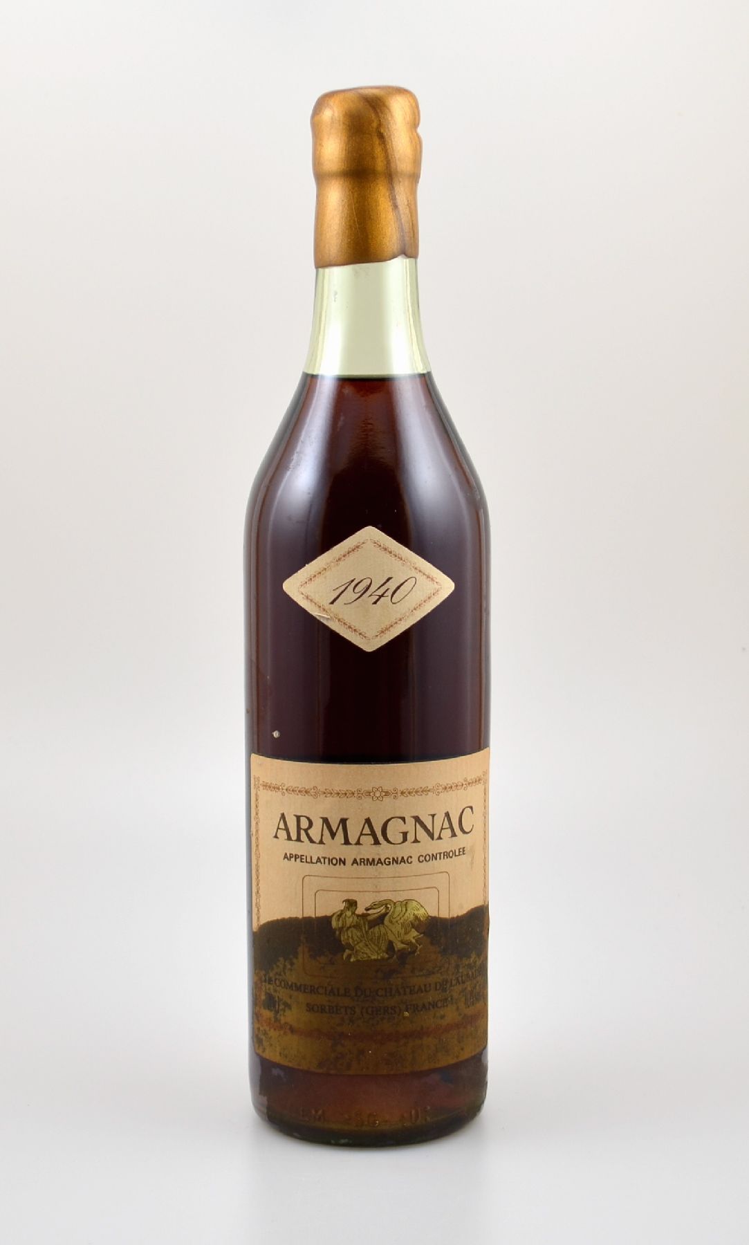 1 Flasche 1940 Armagnac, Ste Commerciale du Chateau de Laubade, ca. 70 cl, 40 % Vol., Abstand zwischen Kapsel und Armagnac: ca. 3 cm, Etikett ...