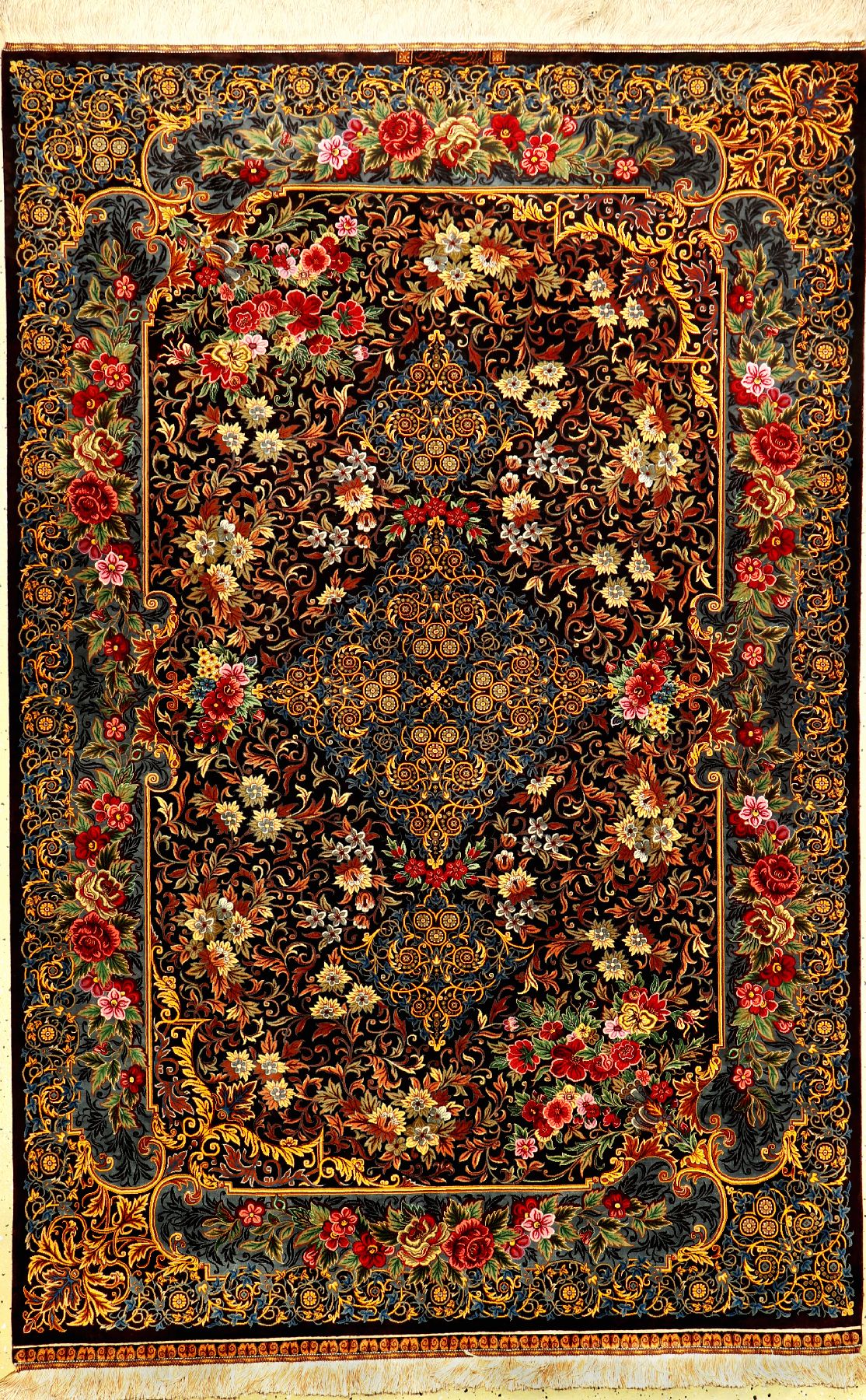 Sehr feiner und einzigartiger Seiden Ghom "Hossein Erami" (Signiert) "Medaillon Design", Persien, ca. 10 Jahre alt, reine ...
