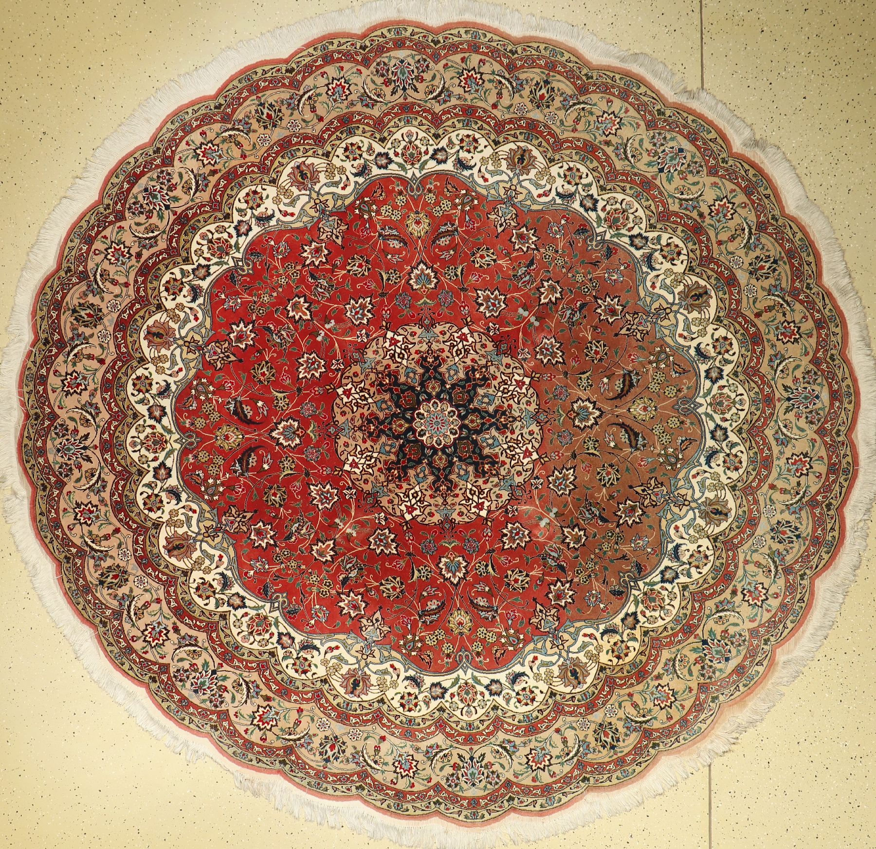 Täbriz (Rund), Persien, ca. 40 Jahre, Korkwolle mit Seide, ca. 254 cm, EHZ: 2-3(verblasst)