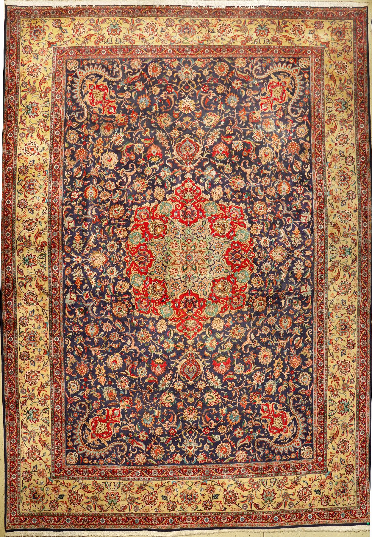 Großer Täbriz alt (50 RAJ), Persien, ca. 70Jahre, Wolle auf Baumwolle, ca. 500 x 350 cm, seltenes Format, edel und dekorativ, EHZ: 2, gute ...