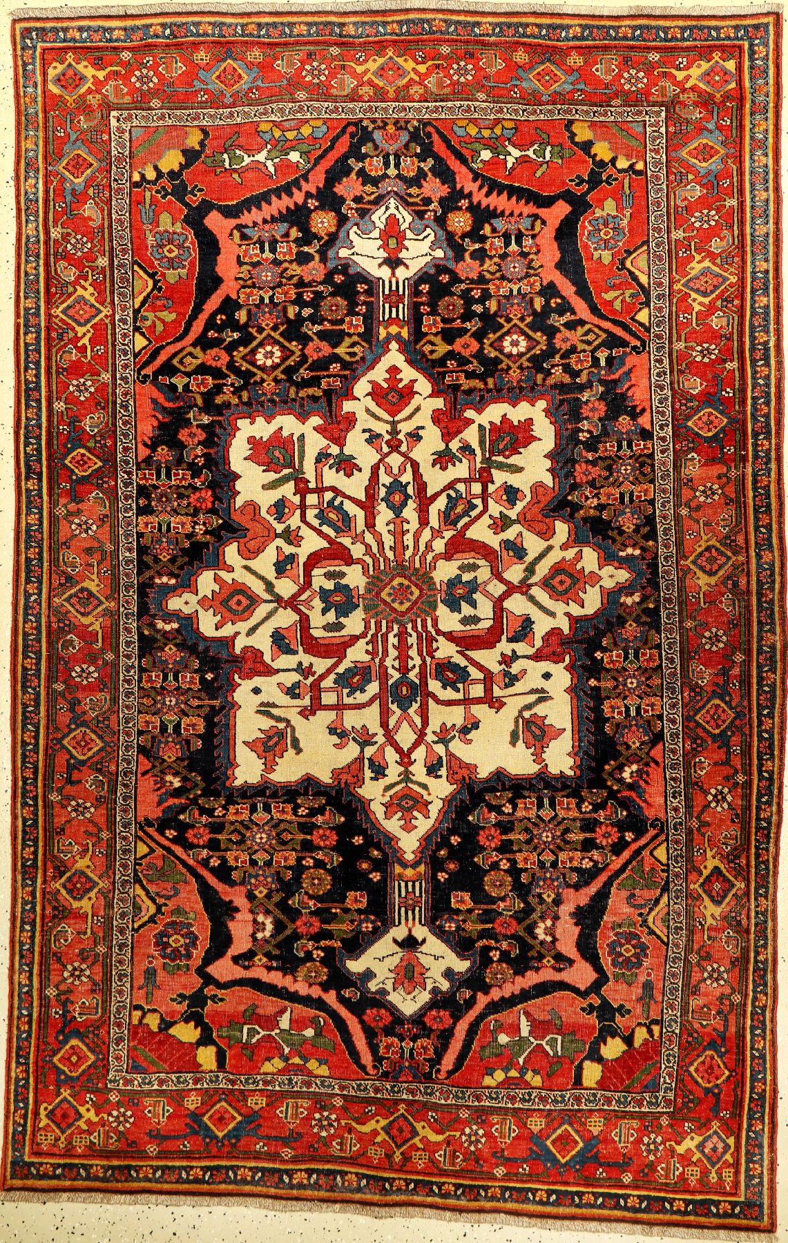 Seltener antiker Bidjar, Persien, Ende 19.Jhd., Wolle auf Wolle, ca. 220 x 143 cm, Naturfarben, EHZ: (Alters und Gebrauchsspuren, fachkundig ...