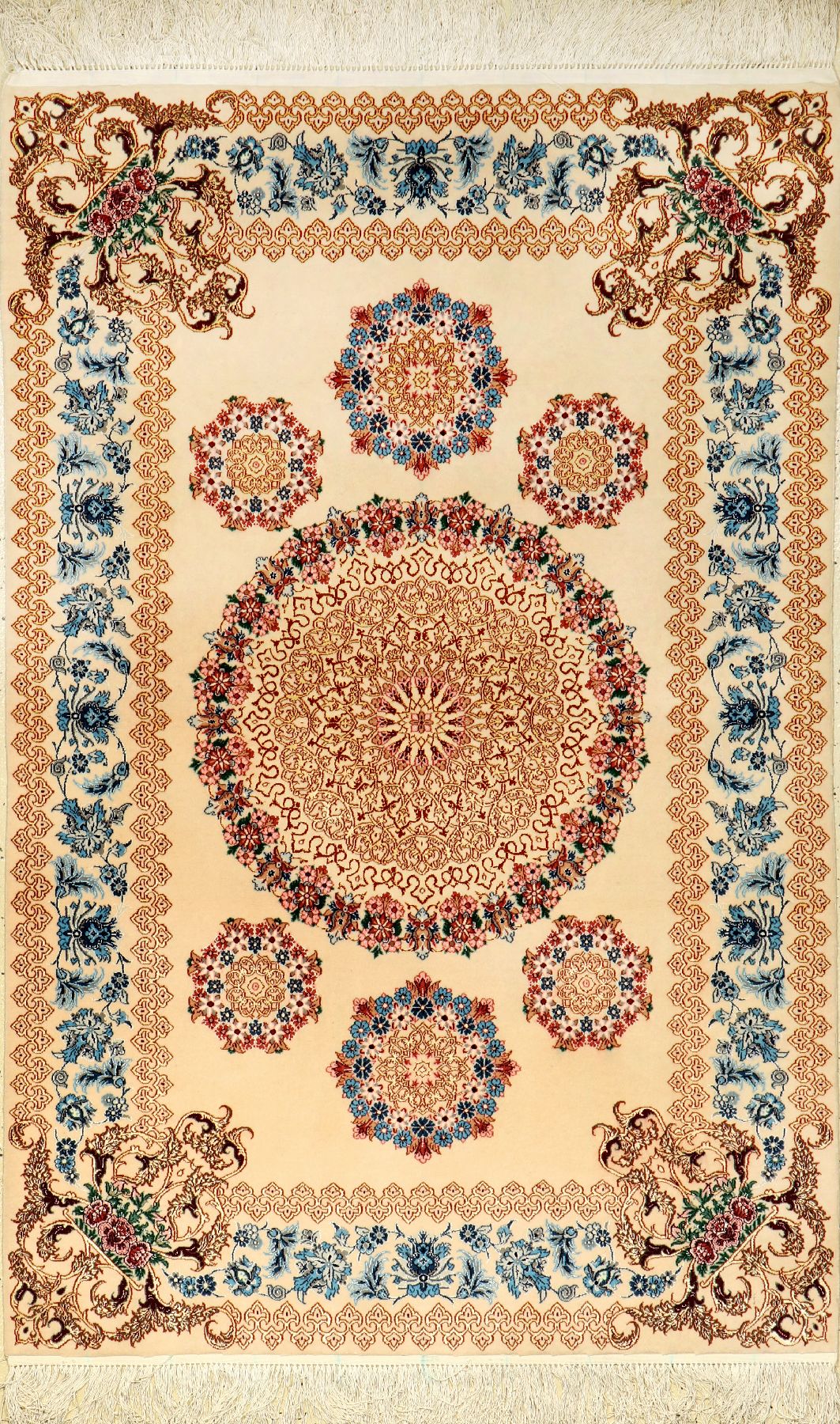 Feiner Esfahan, Persien, ca. 15 Jahre, Korkwolle mit und auf Seide, ca. 167 x 110 cm,feine Qualität, seltenes und elegantes Design, EHZ: 1-2 ...