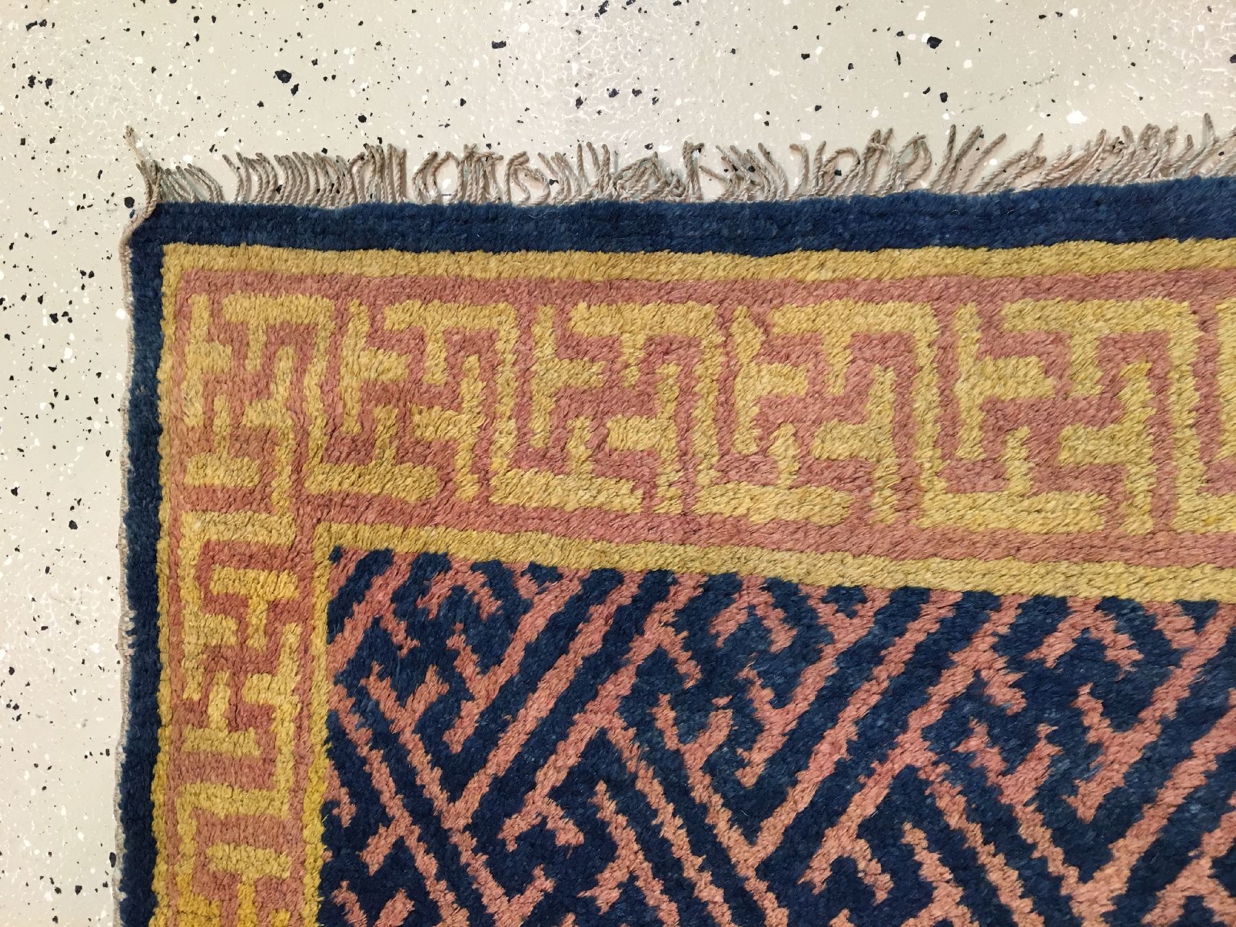 Detail f: Ning-Hsia antik (Swastika), Westchina, 19.Jhd., Wolle geknüpft auf Baumwolle. Kaiserlicher Ning-Hsia mit Swastika allover Muster. Selten, ca. 140 x ...