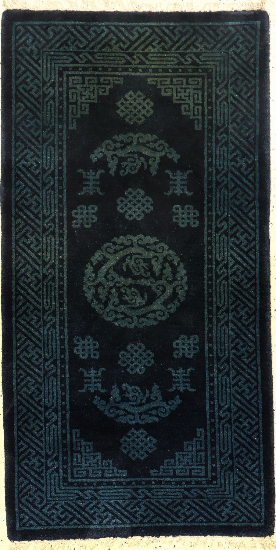 Pao Tao alt, China, um 1920, Wolle auf Baumwolle, ca. 128 x 67 cm, EHZ: 2