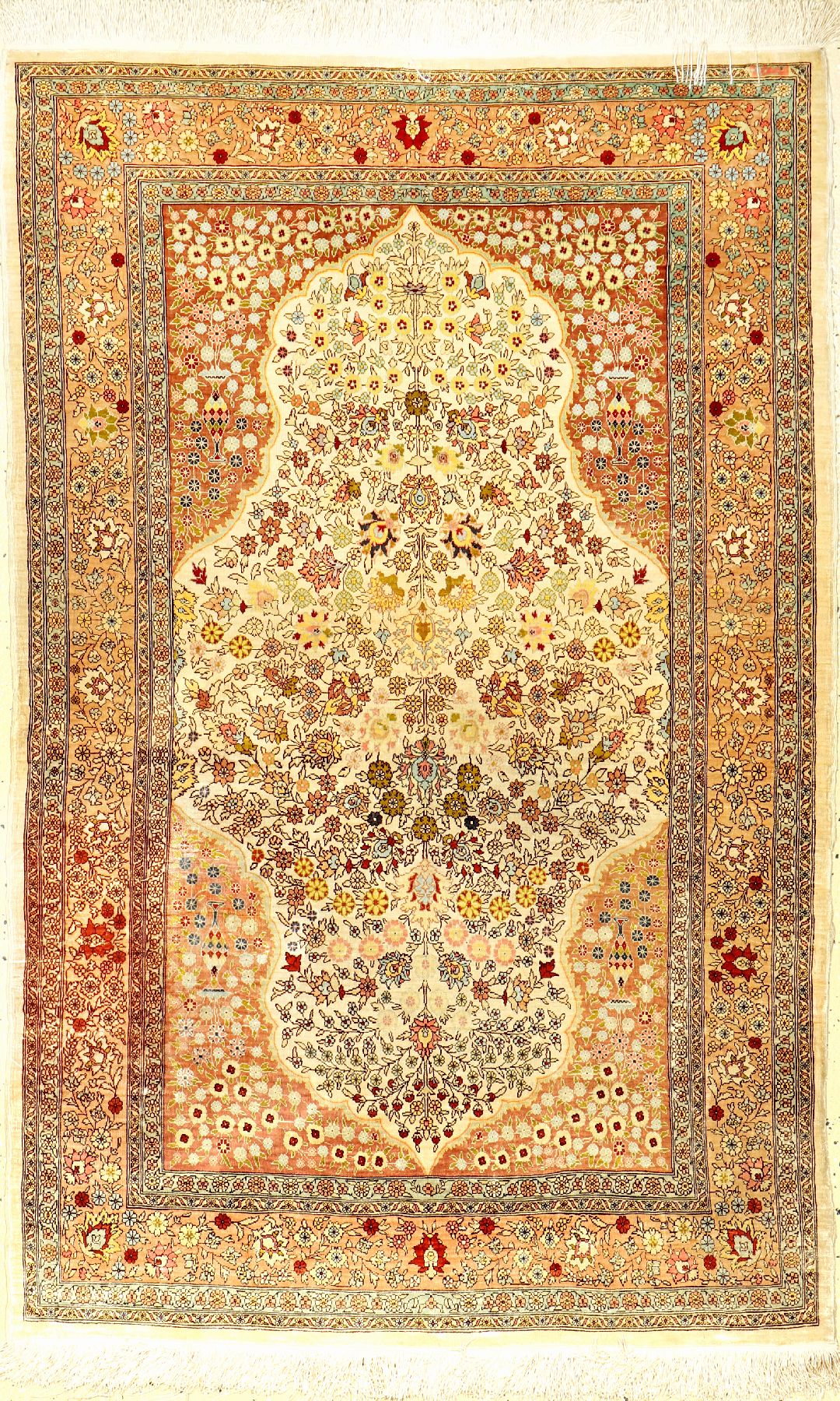 Seiden Hereke alt (Signiert), Türkei, ca. 60 Jahre, reine Naturseide, ca. 135 x 87 cm, EHZ: 2
