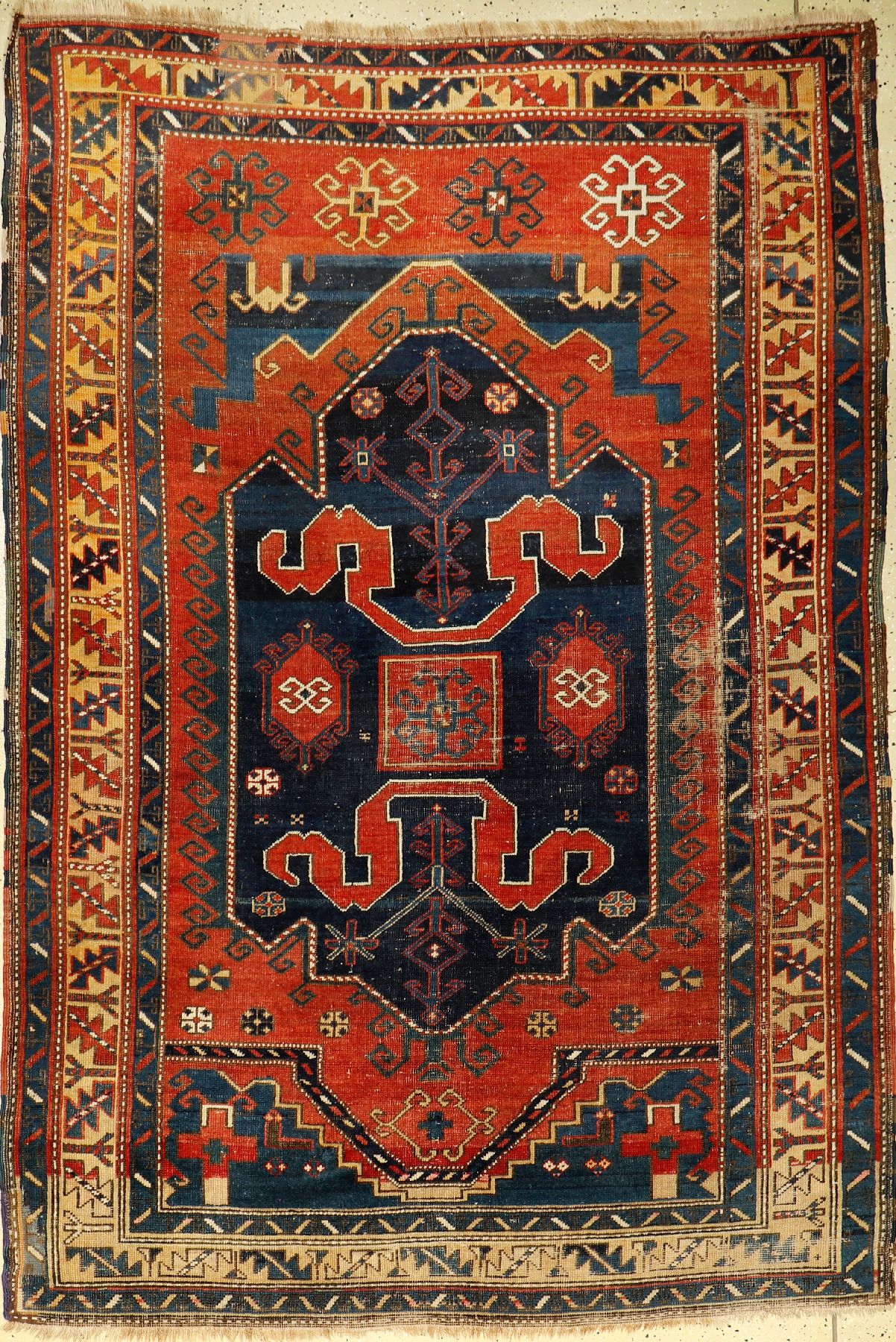 Chondzoresk Kasak antik, Wolkenband-Kasak, Kaukasus, um 1900, Wolle auf Wolle, ca. 230 x 156 cm, Ein-Medaillon, EHZ: 4