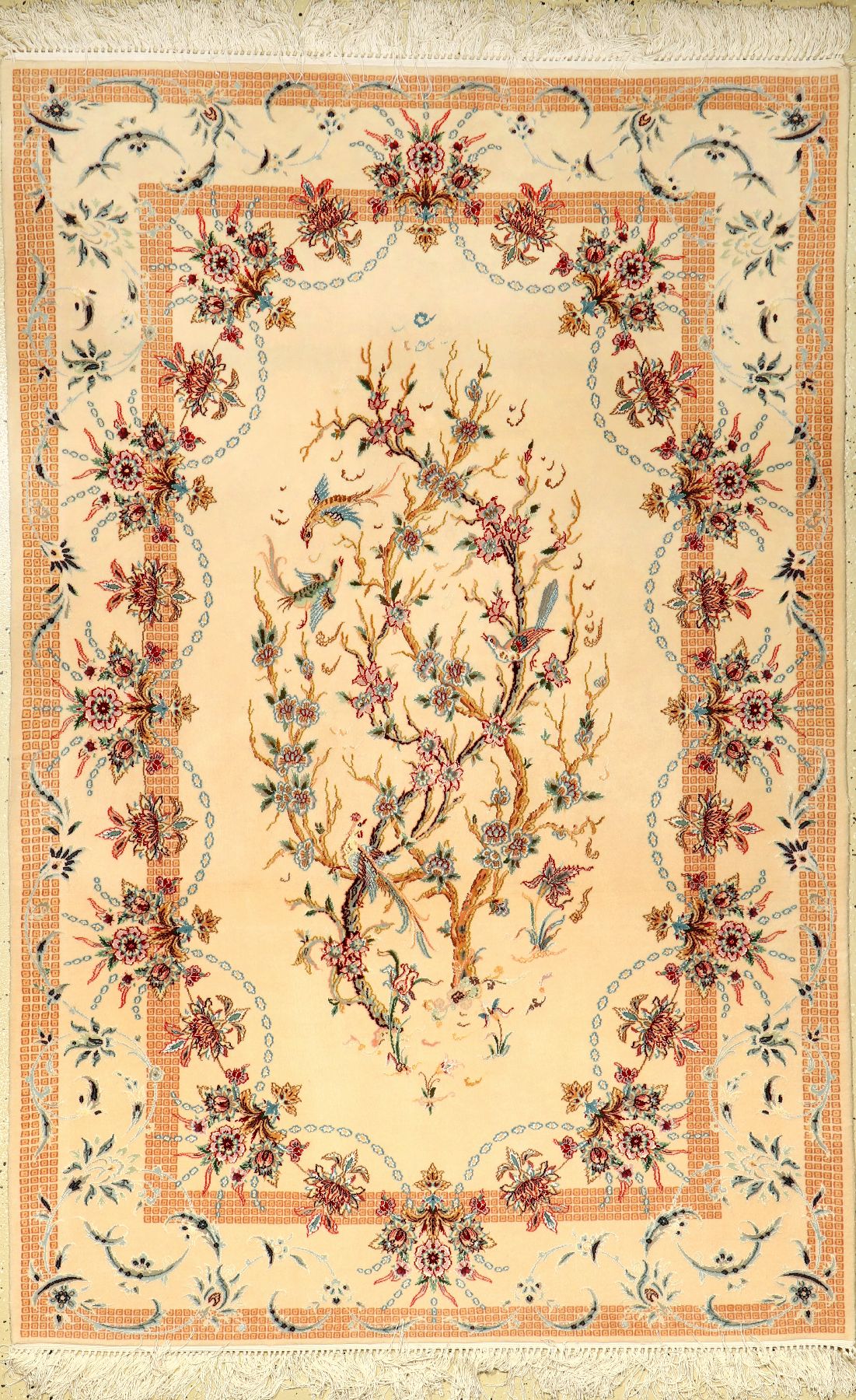 Feiner Esfahan (Lebensbaum), Persien, ca. 15 Jahre, Korkwolle mit und auf Seide, ca. 196x 130 cm, feine Qualität, seltenes Design, EHZ: 2 ...